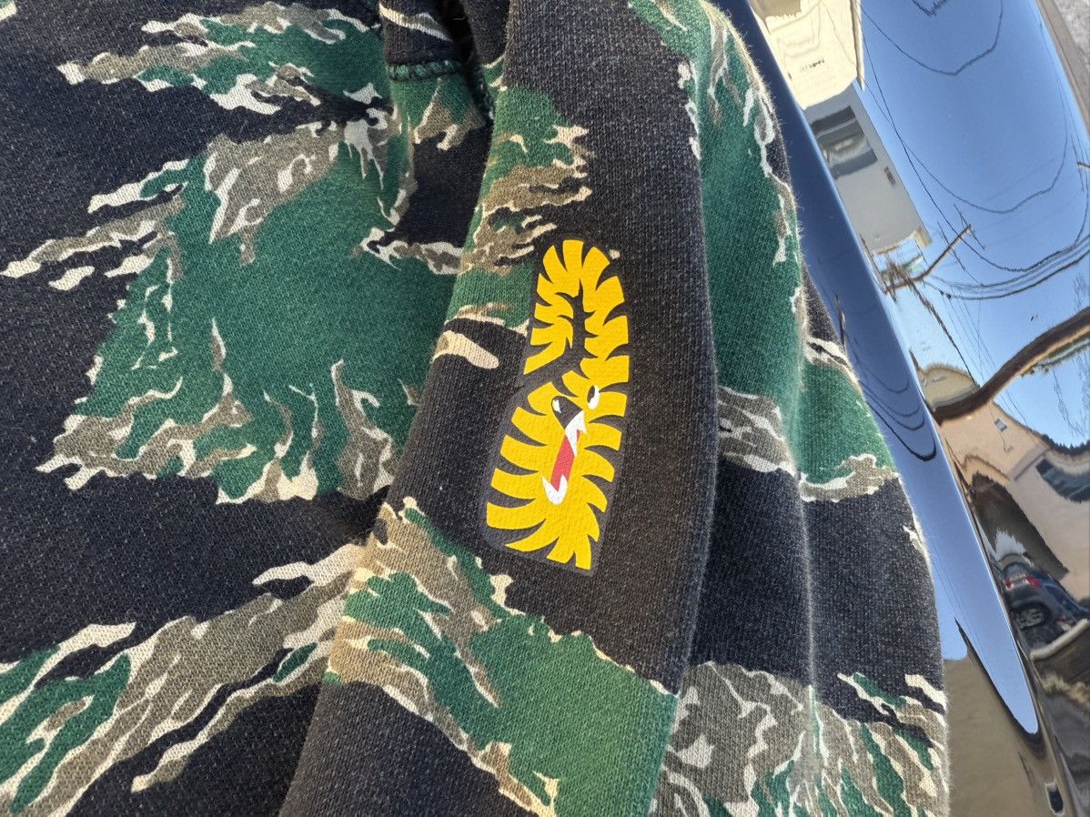 Bape A Bathing Ape Bape Zip Hoodie Size US L / EU 52-54 / 3 - 5 Thumbnail