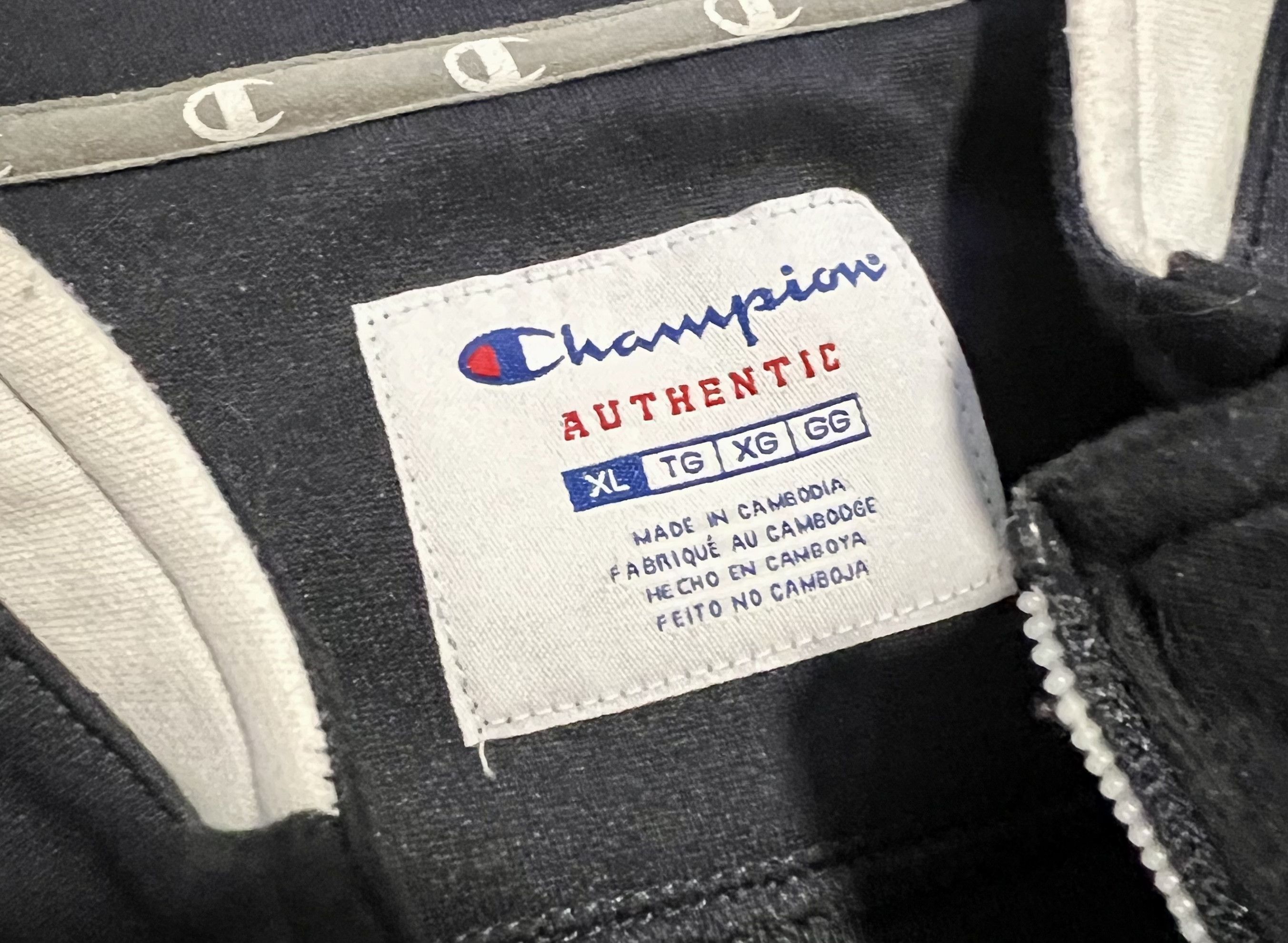 Champion Champion Goofys Race & A Half Disney Vintage Full Zip Jacket Size US XL / EU 56 / 4 - 4 Thumbnail