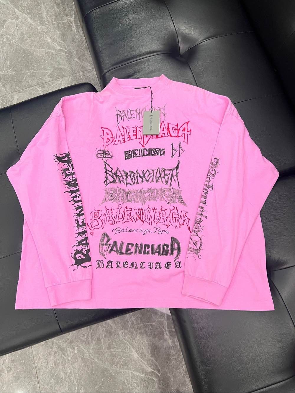 Balenciaga Balenciaga Graphic Print Long Sleeve T-Shirt US XL Size US XL / EU 56 / 4 - 1 Thumbnail