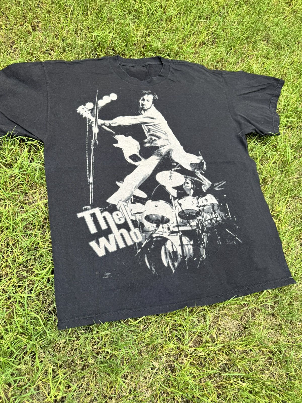 Vintage Vintage 90s The Who Pete Townshend T-Shirt Size US XL / EU 56 / 4 - 3 Thumbnail