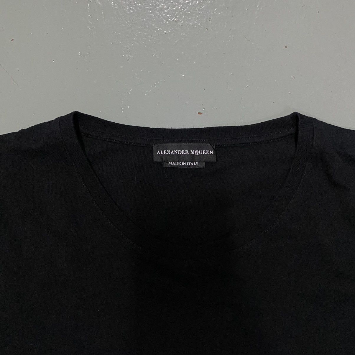 Alexander McQueen × Online Ceramics Alexander Mcqueen Placement Crown Skull Tee Vintage Archive Size US XXL / EU 58 / 5 - 3 Thumbnail