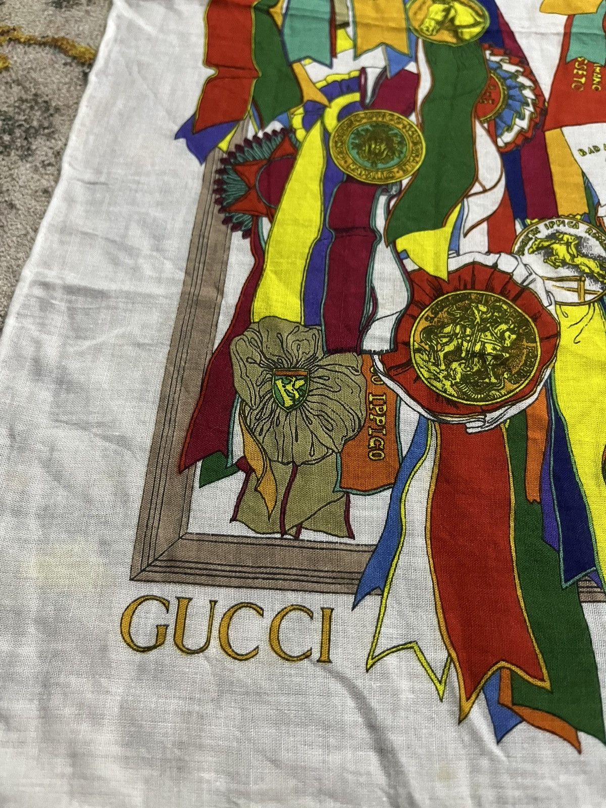 Designer Rare vintage Gucci Art design multicolour handkerchief Size ONE SIZE - 3 Thumbnail