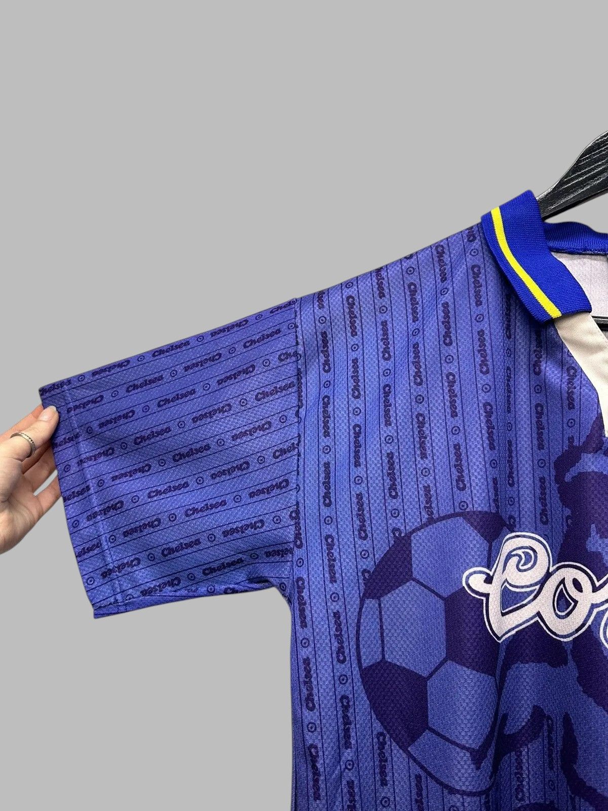 Nike Soccer Chelsea Graphic T-shirt Vintage Y2K Streetwear Style Size US M / EU 48-50 / 2 - 5 Thumbnail
