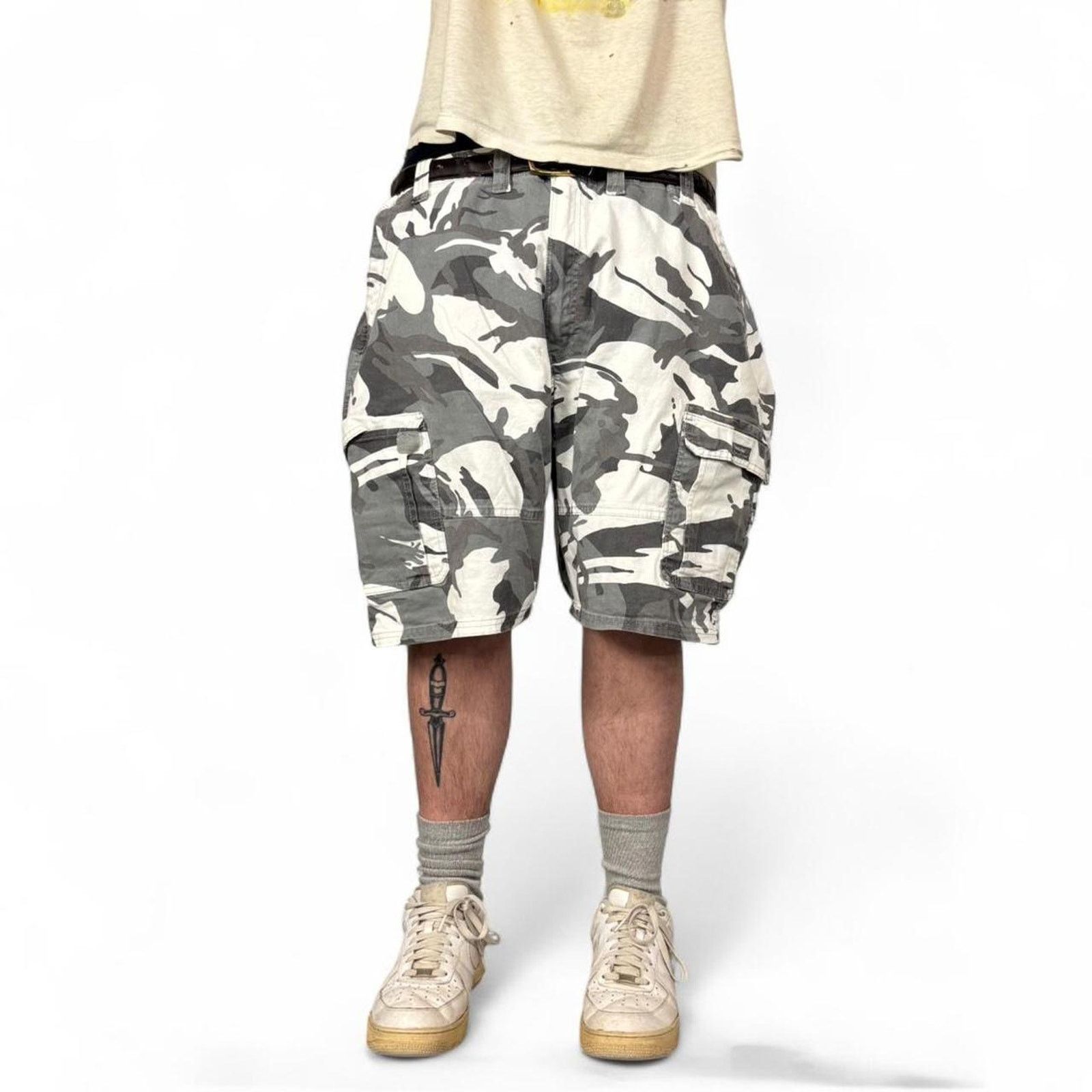 Wrangler Y2K Baggy Camo Cargo Shorts Grunge Skater Summer Size US 44 / EU 60 - 1 Thumbnail