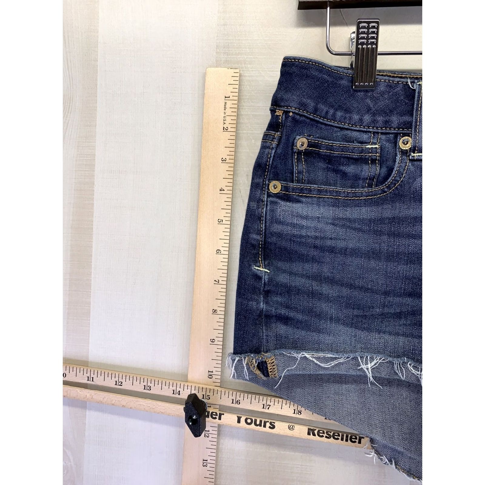 American Eagle Outfitters American Eagle Outfitters Super Stretch Shortie Womens Size 4 Cuffed Denim Jean Shorts-6544 Blue 5-Pocket Design Casual Beach Walking Womens Shoes? Size 27" / US 4 / IT 40 - 5 Thumbnail