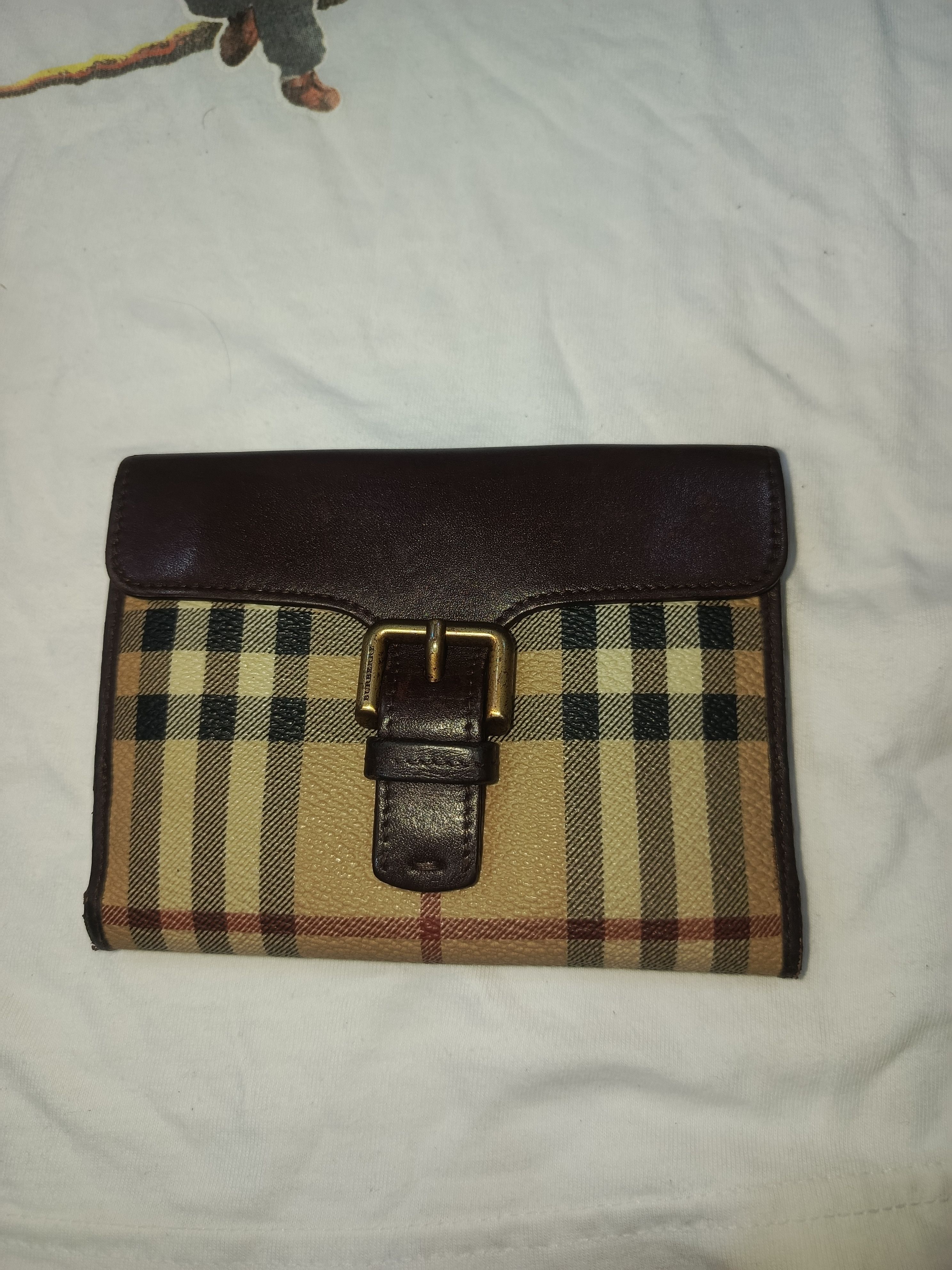 Burberry Buckle Haymarket Wallet Unisex
