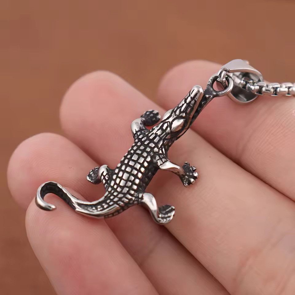 Jewelry Crocodile Pendant Necklace Size ONE SIZE - 1 Thumbnail