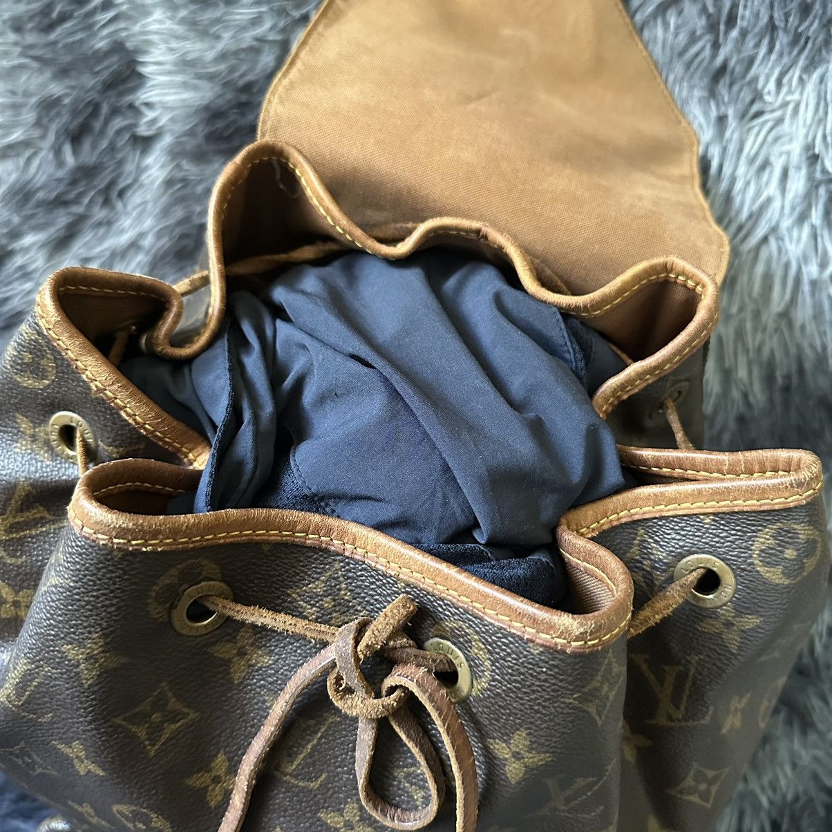 Louis Vuitton Louis Vuitton Montsouris GM Backpack Monogram Canvas Size ONE SIZE - 18 Thumbnail