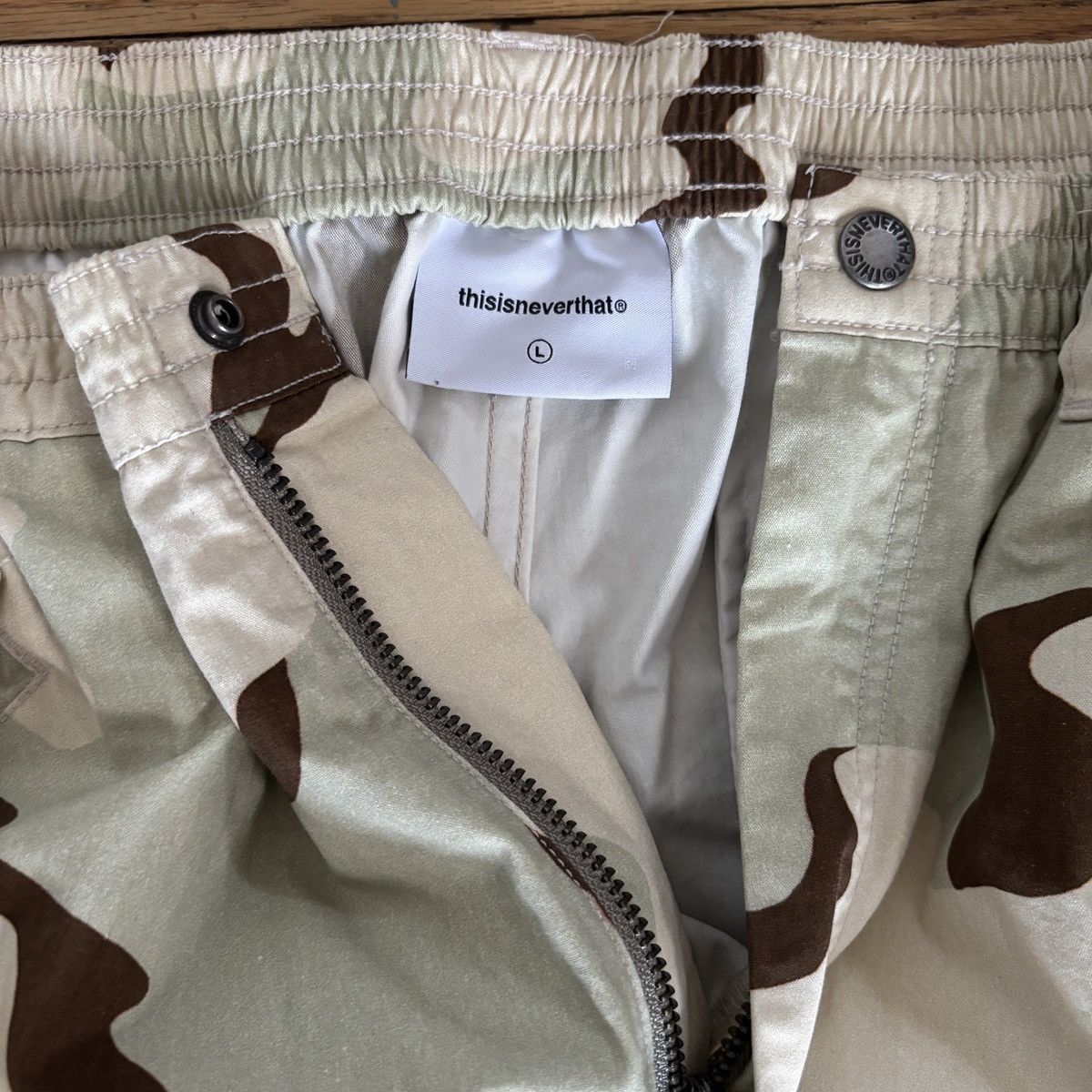 thisisneverthat Thisisneverthat Desert Camo Cargo Pants Size US 34 / EU 50 - 6 Thumbnail