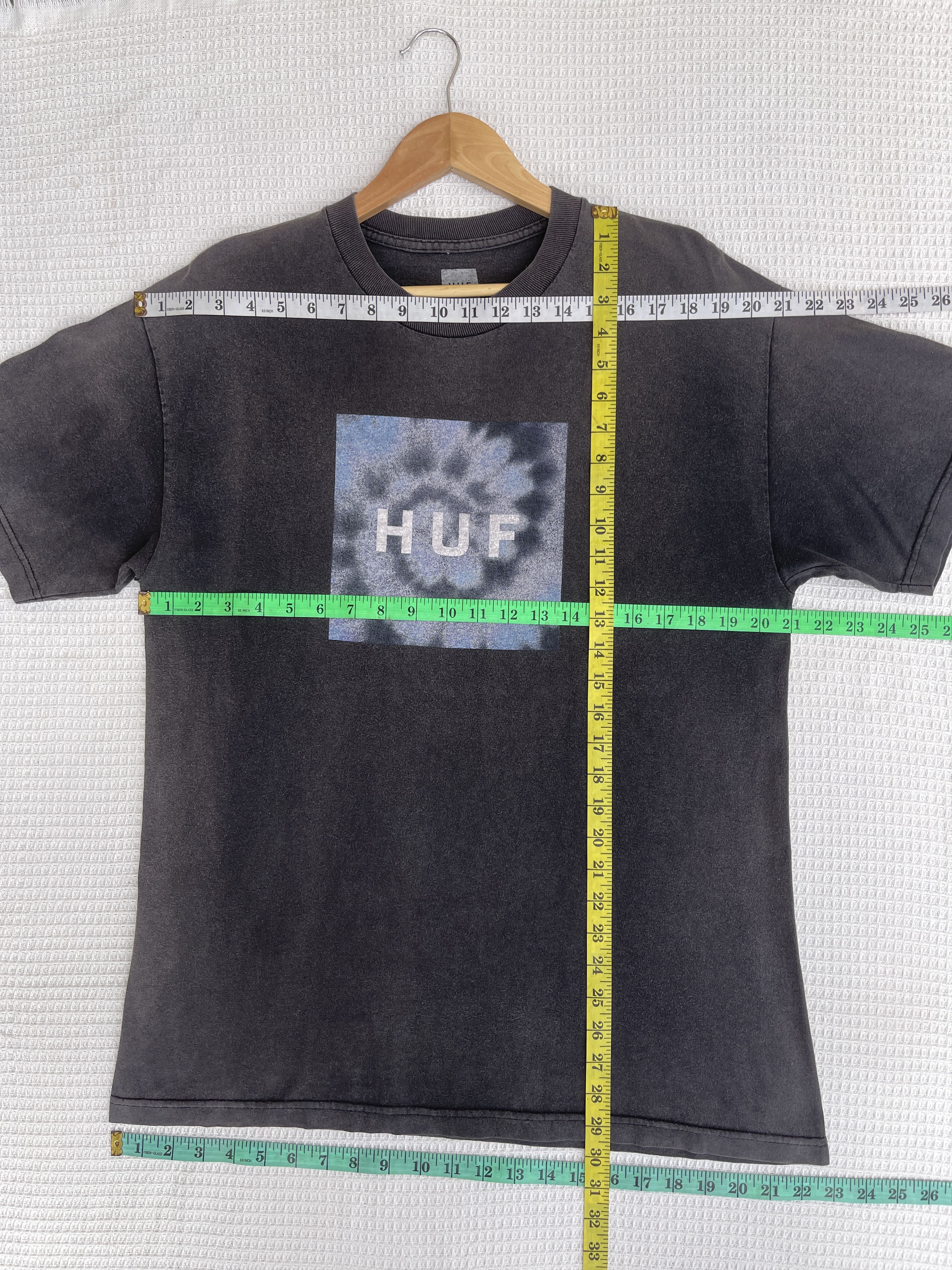 Huf Last Drop🔥Rare🔥Vintage HUF Skateboard Box Logo Sun Faded Tee Size US L / EU 52-54 / 3 - 10 Thumbnail
