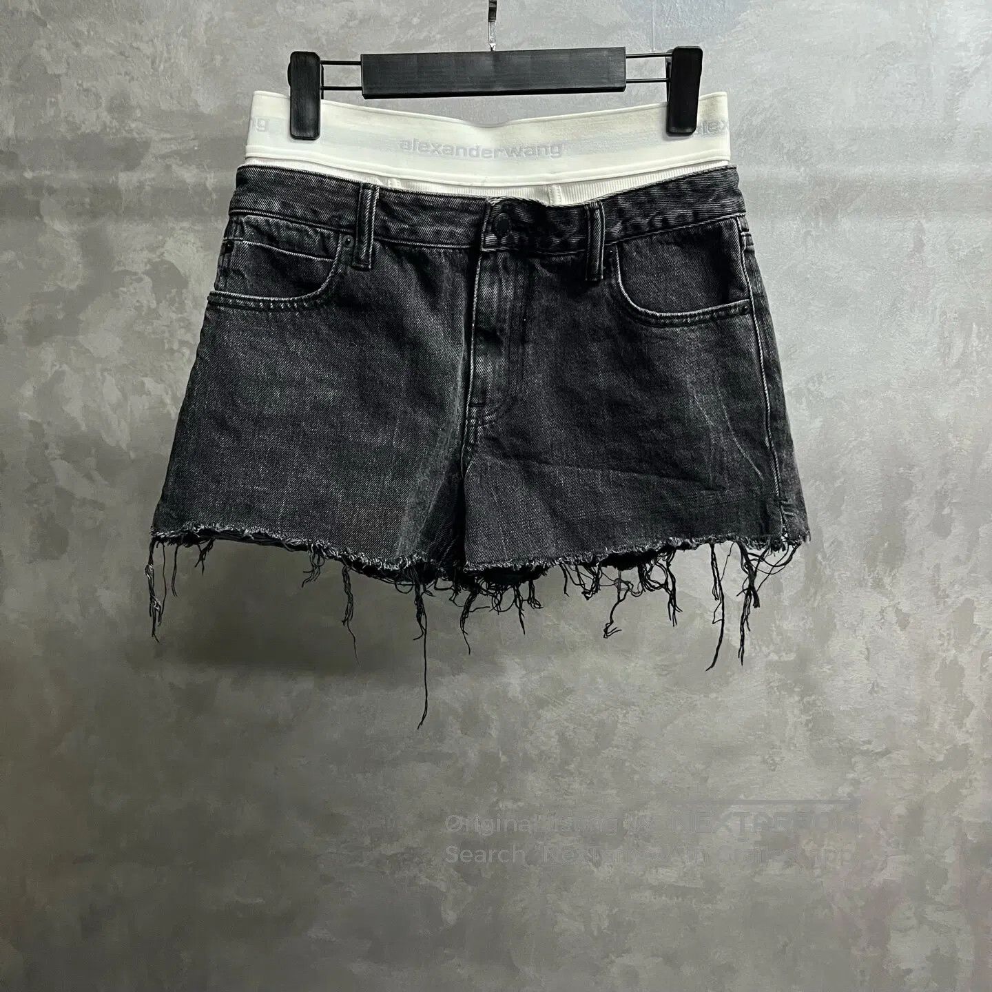 Alexander Wang Alexander Wang Solid-color logo-decorated denim shorts| Size 27" / US 4 / IT 40 - 1 Thumbnail