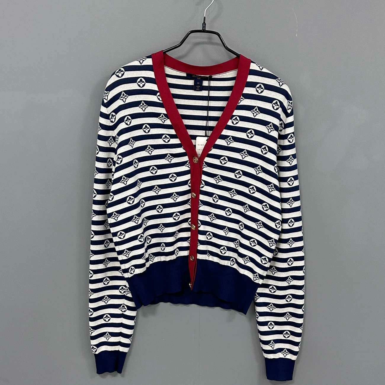 Louis Vuitton Louis Vuitton Striped Blue Sweater M Women Size M / US 6-8 / IT 42-44 - 1 Thumbnail
