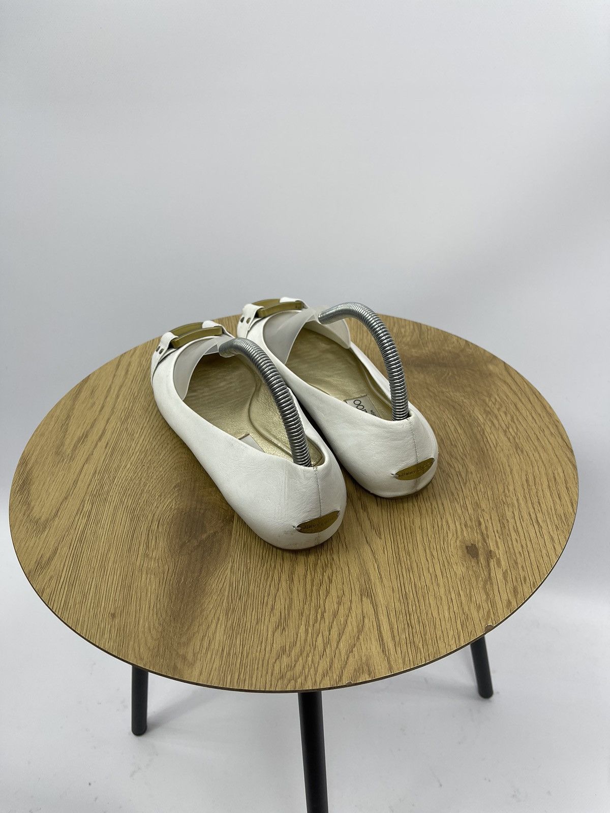 Jimmy Choo JIMMY CHOO flat pumps size 38.5 WHITE Leather ladies shoes Size US 8.5 / IT 38.5 - 4 Thumbnail