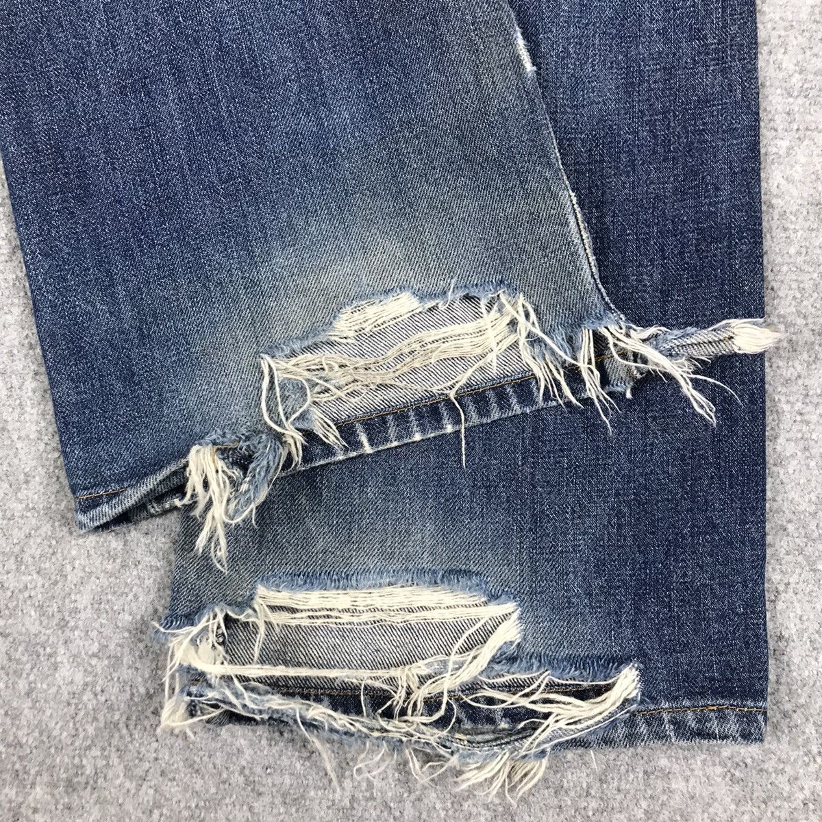 Japanese Brand × Levi's Vintage Clothing Levi’s 551Z Big E Selvadge Denim Distressed Jeans Pants Size US 30 / EU 46 - 10 Thumbnail