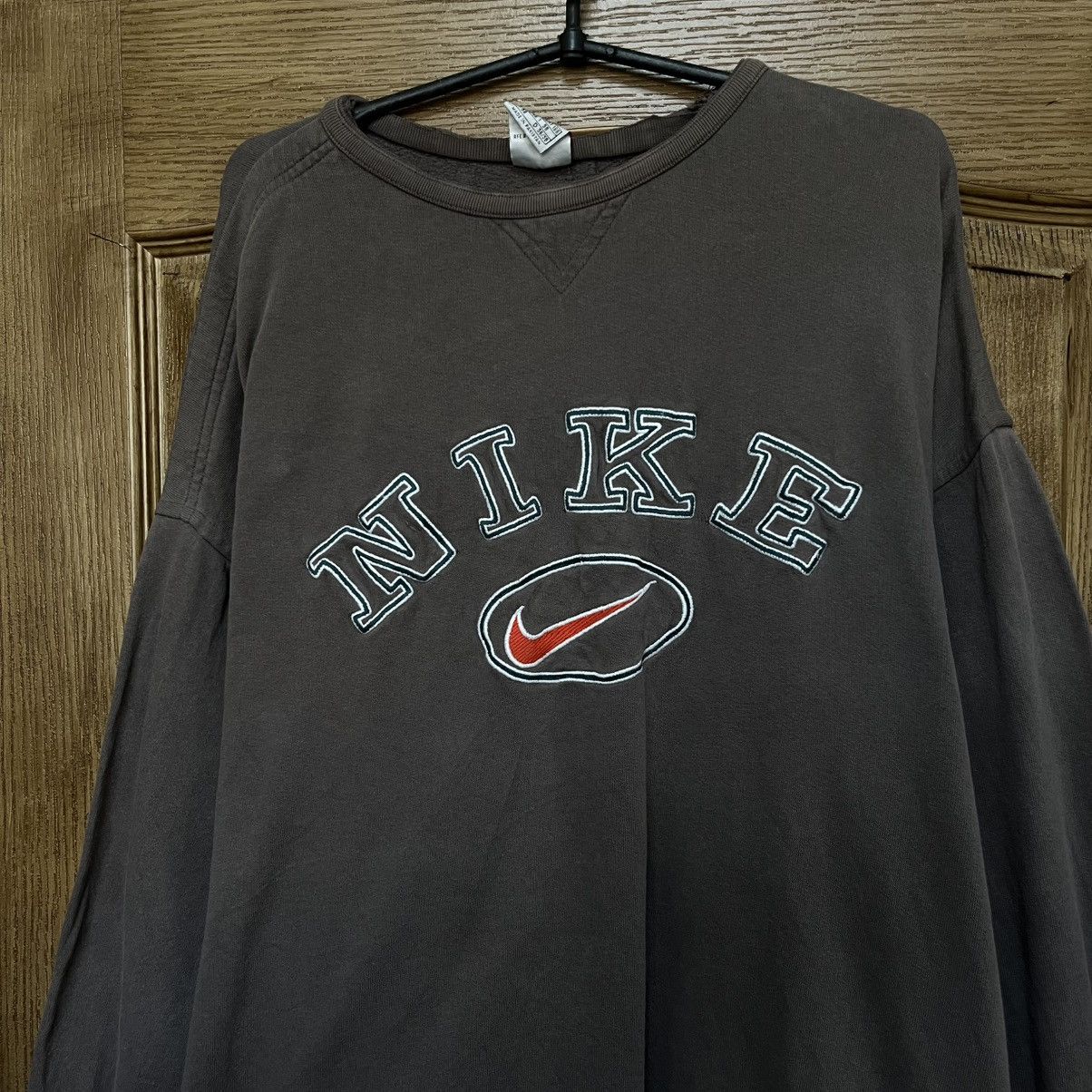 Nike Nike Vintage Sweatshirt Baggy Fit Big Logo 90s Size US XL / EU 56 / 4 - 3 Thumbnail