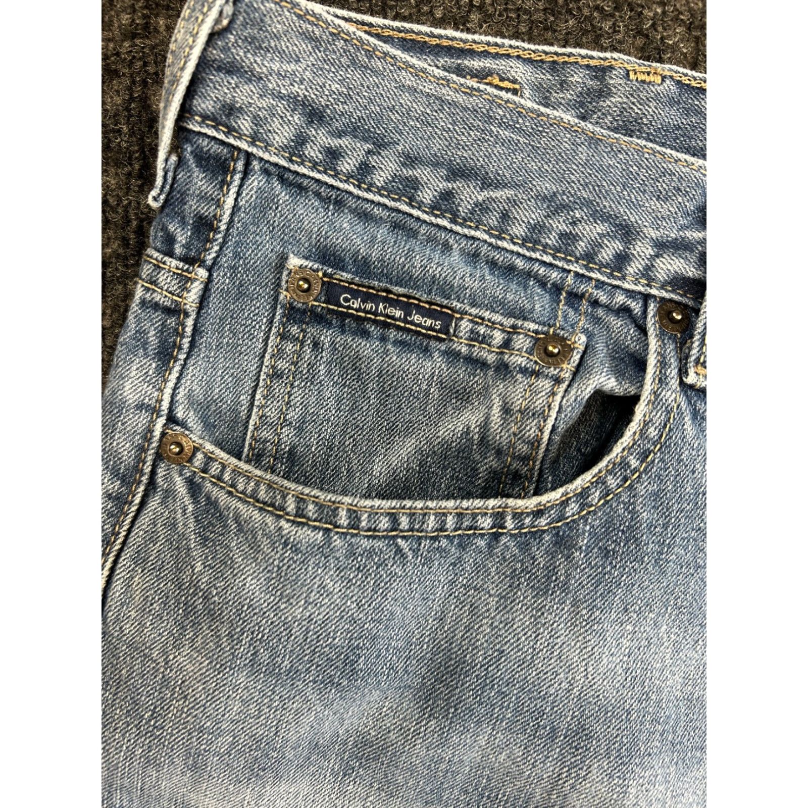 Calvin Klein VINTAGE Calvin Klein Jeans Relaxed Straight Denim 38 Blue Baggy Distressed 5-Pocket Design Mens Jeans 90s Hip Hop American Classic y2k Light Wash Blue Size US 38 / EU 54 - 5 Thumbnail