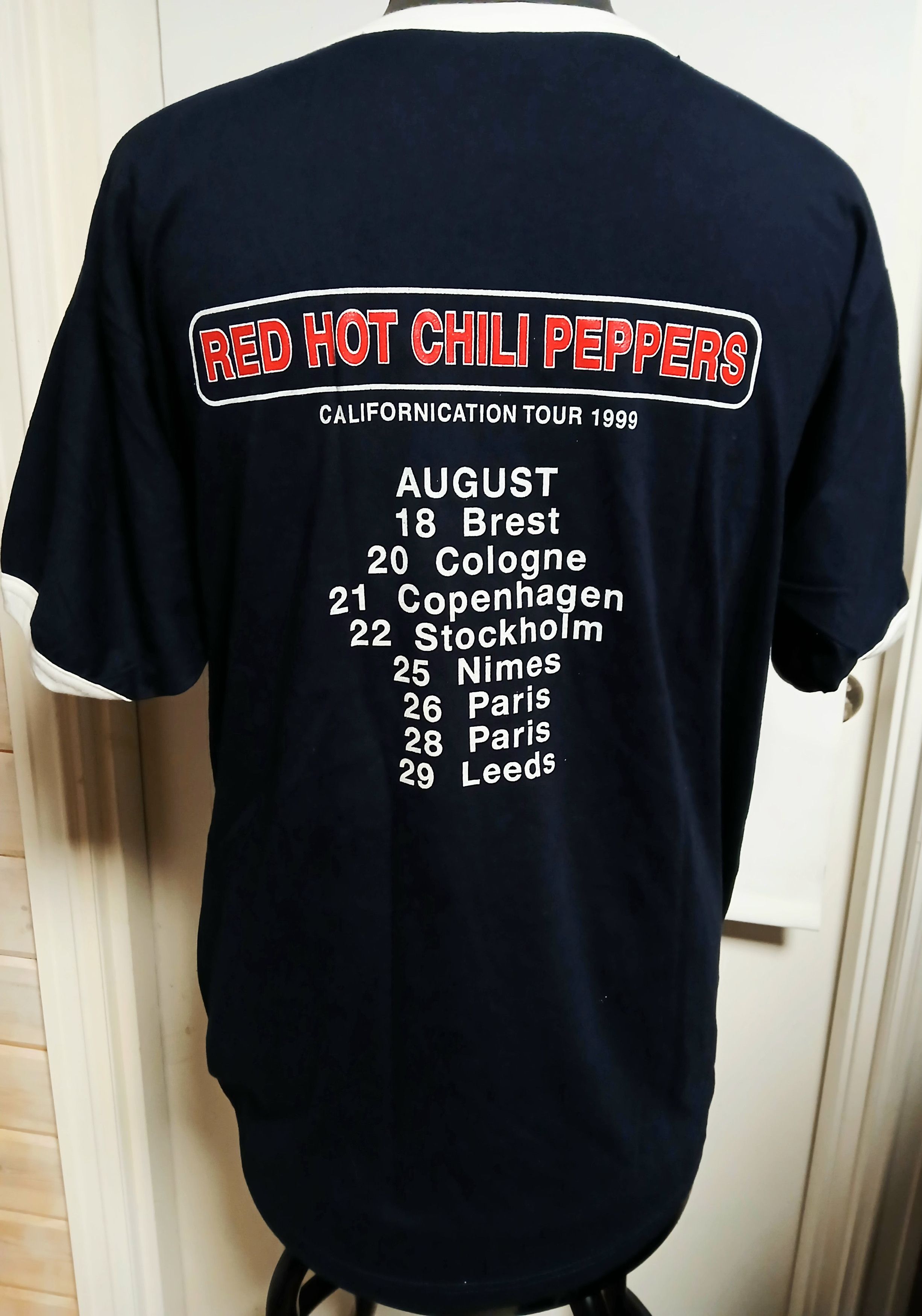 Band Tees RHCP CALIFORNICATION TOUR-99 NOS Rare Size US XL / EU 56 / 4 - 2 Thumbnail