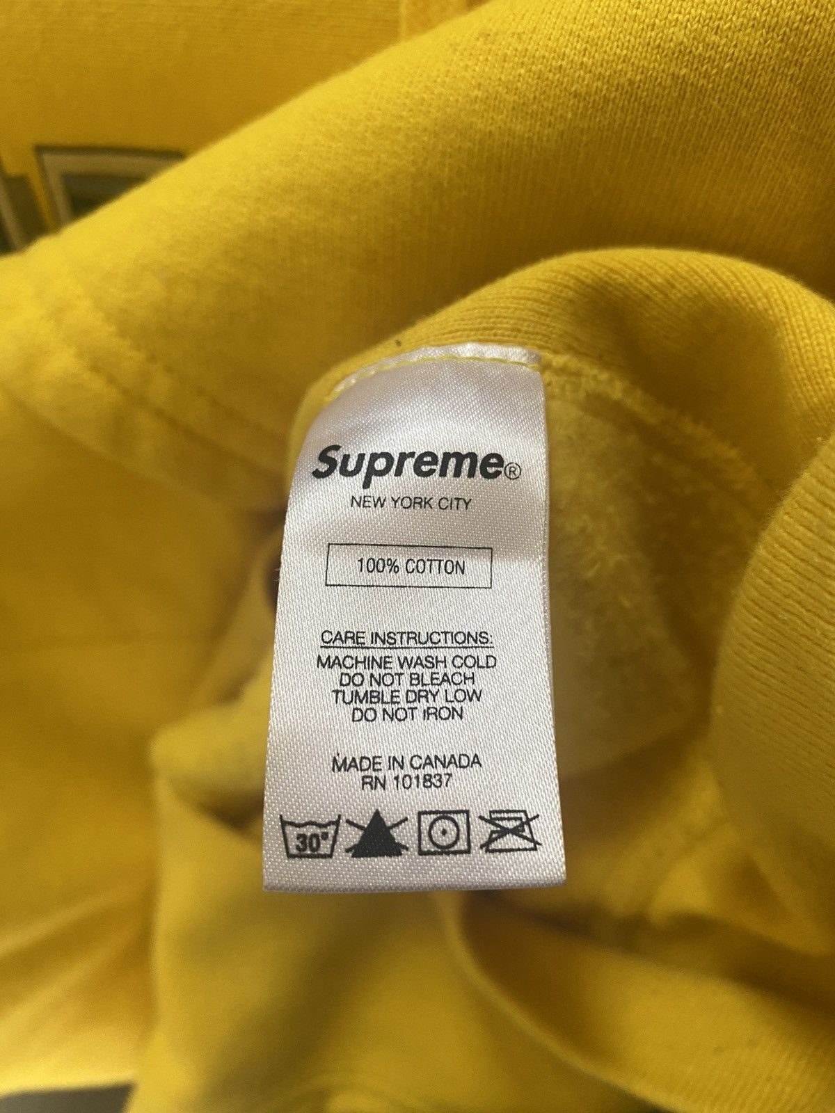 Supreme Supreme FUCK EM ALL Hoodie Size US M / EU 48-50 / 2 - 5 Thumbnail