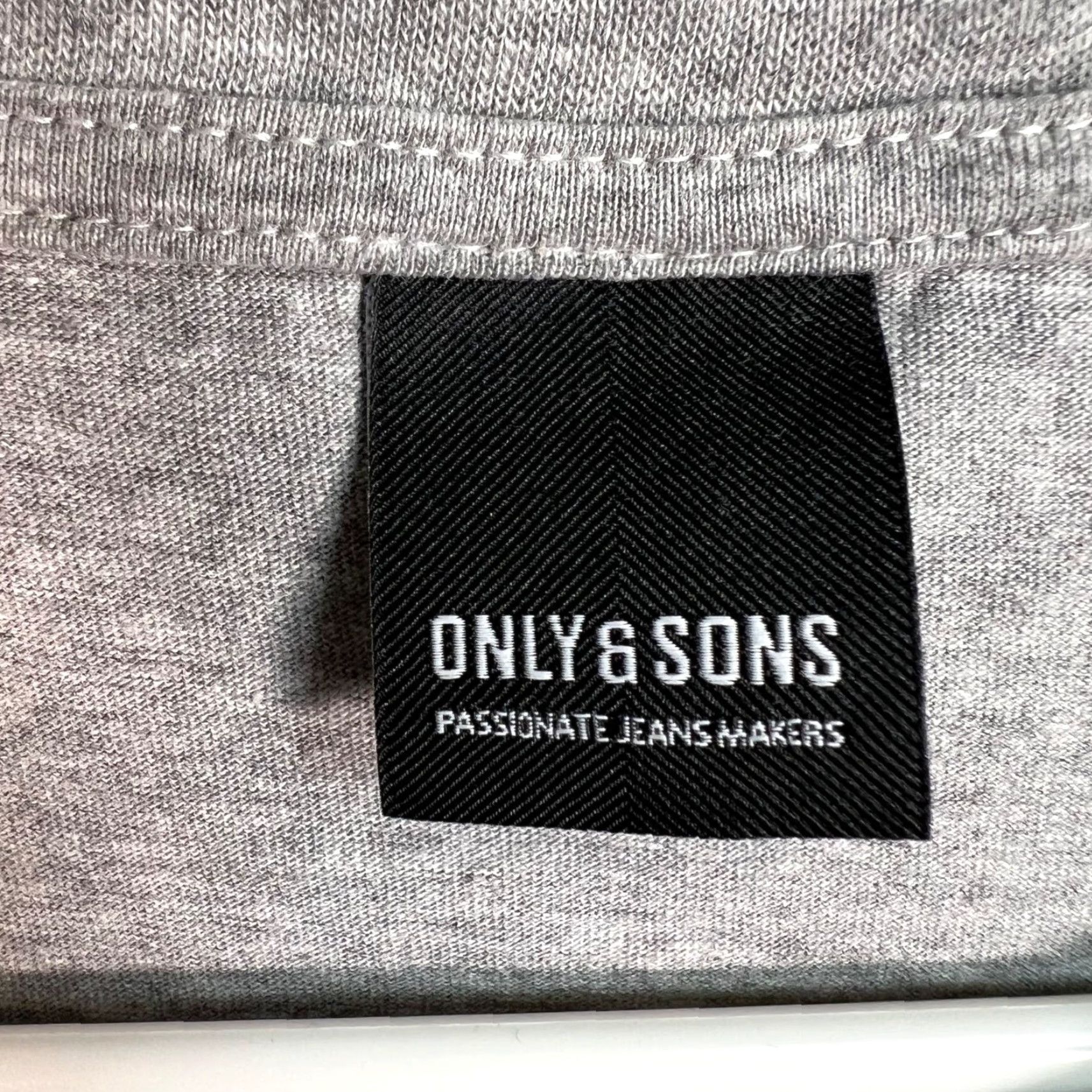 ONLY & SONS ONLY & SONS Mens L Gray Short Sleeve Crew Neck T-Shirt Cotton Casual Size US L / EU 52-54 / 3 - 3 Thumbnail