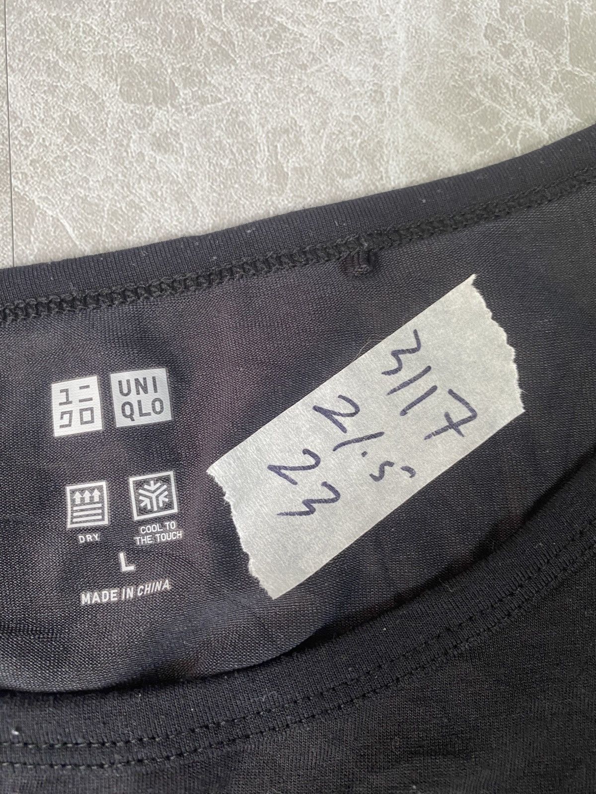 Uniqlo Uniqlo plain size L Size US L / EU 52-54 / 3 - 2 Thumbnail