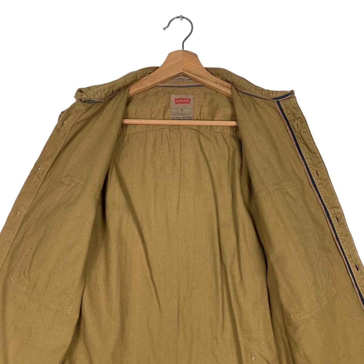 Levi's Long Sleeve Button Up Shirt #0915-C41