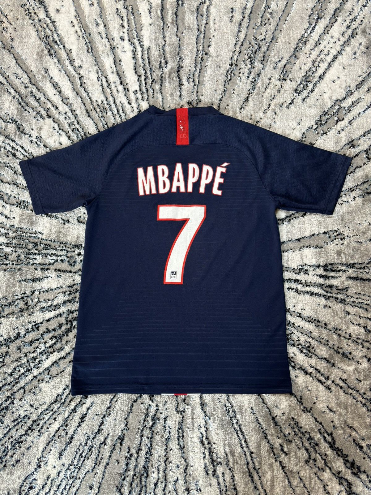 Other PSG 2019/2020 Mbappe Blokecore Soccer Jersey Drip Drill y2k Size US S / EU 44-46 / 1 - 1 Thumbnail