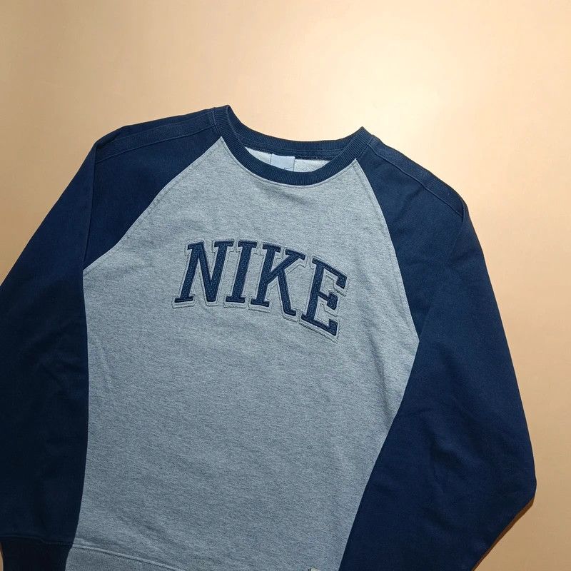 Nike Vintage Y2K NIKE Big Center Swoosh Grey Blue Sweatshirt M Size US M / EU 48-50 / 2 - 2 Thumbnail