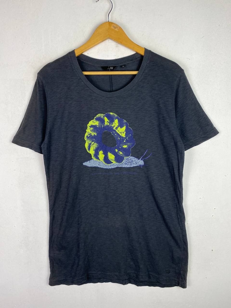 Undercover × Uniqlo uniqlo x undercover japanese brand tee nice design Size US L / EU 52-54 / 3 - 1 Thumbnail