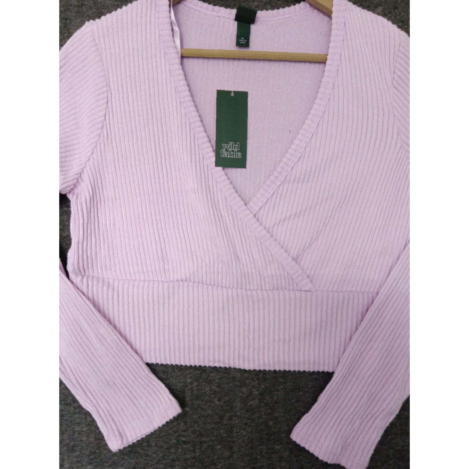 Vintage Wild Fable Women's T-Shirt Cropped Long Sleeve Lavender XL Ribbed V-Neck Top Size XL / US 12-14 / IT 48-50 - 7 Thumbnail