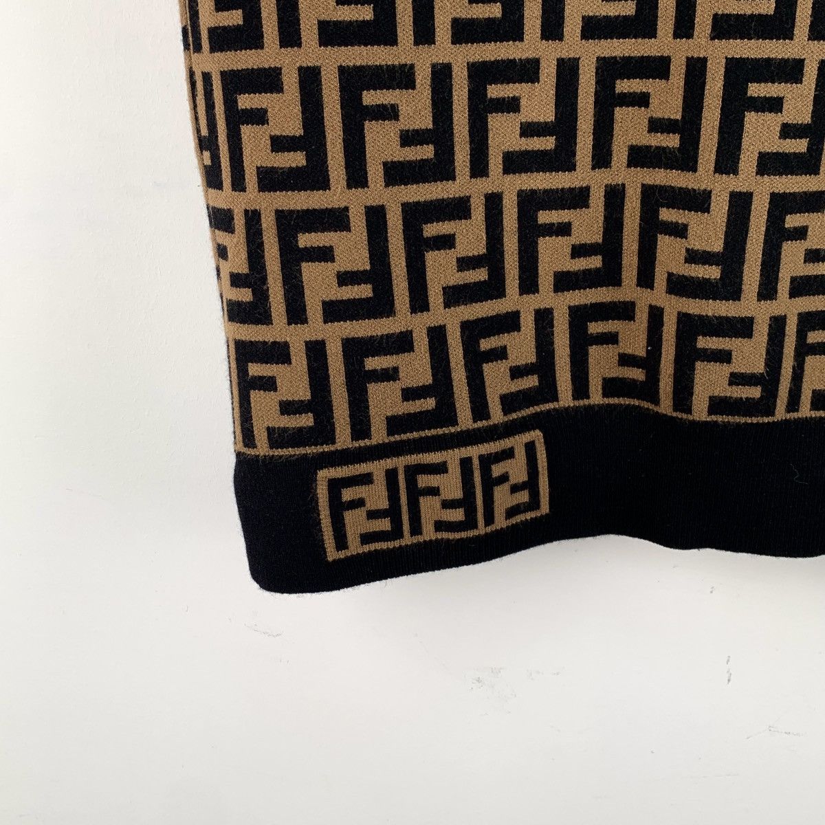 Fendi Fendi Dark Brown Logo Letters All Over Printed T-Shirt Size XS / US 0-2 / IT 36-38 - 4 Thumbnail