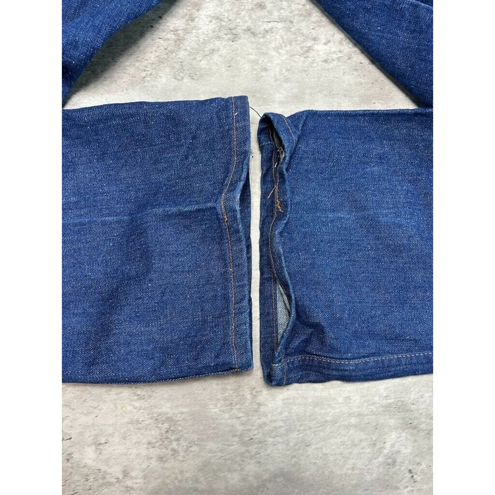 Wrangler Vintage Wrangler Western Dark Wash Straight Denim Pants 37 Size US 37 - 9 Thumbnail