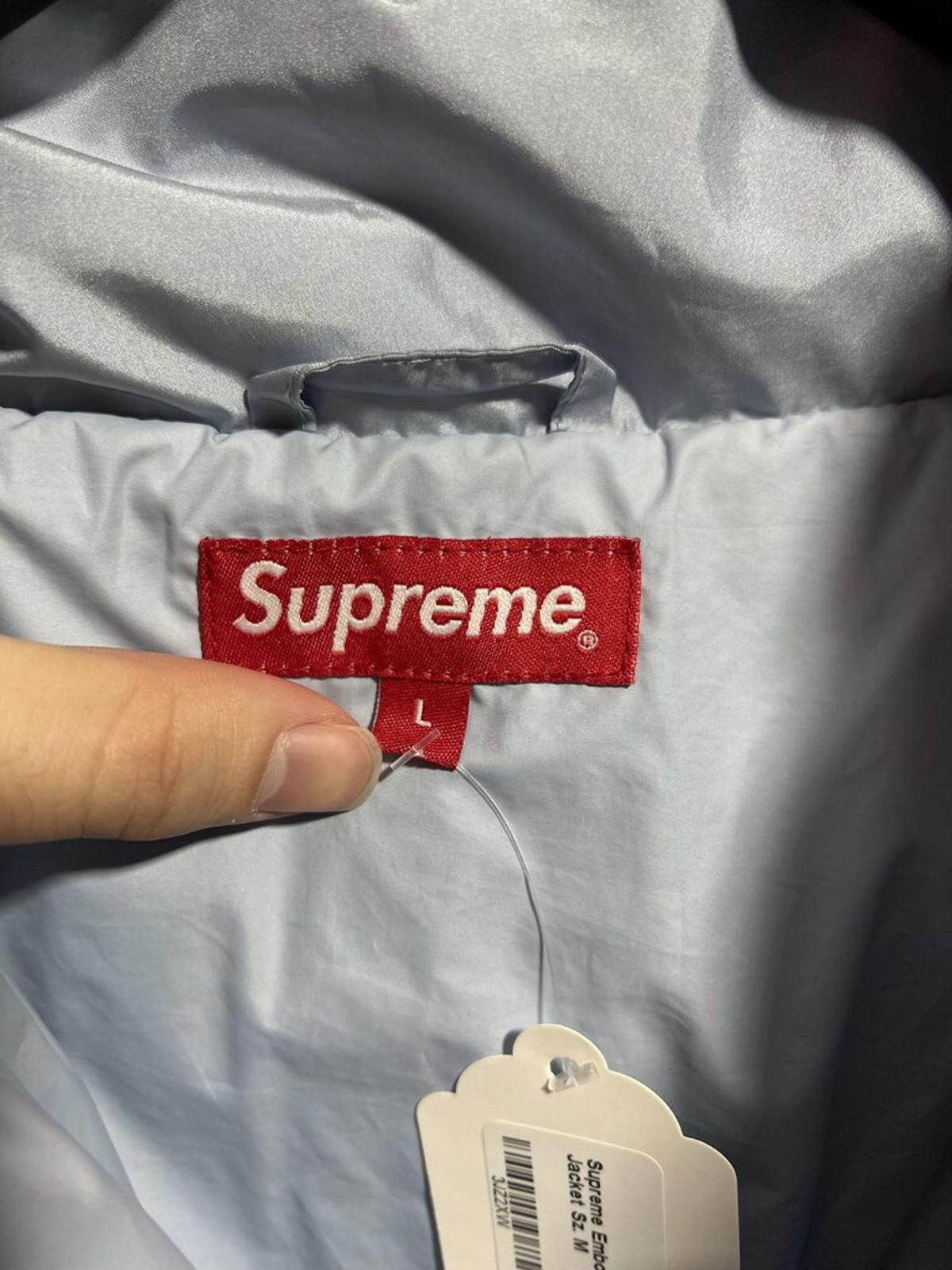 Supreme Supreme Embossed Bubble Jacket Sz. M Size ONE SIZE - 3 Thumbnail