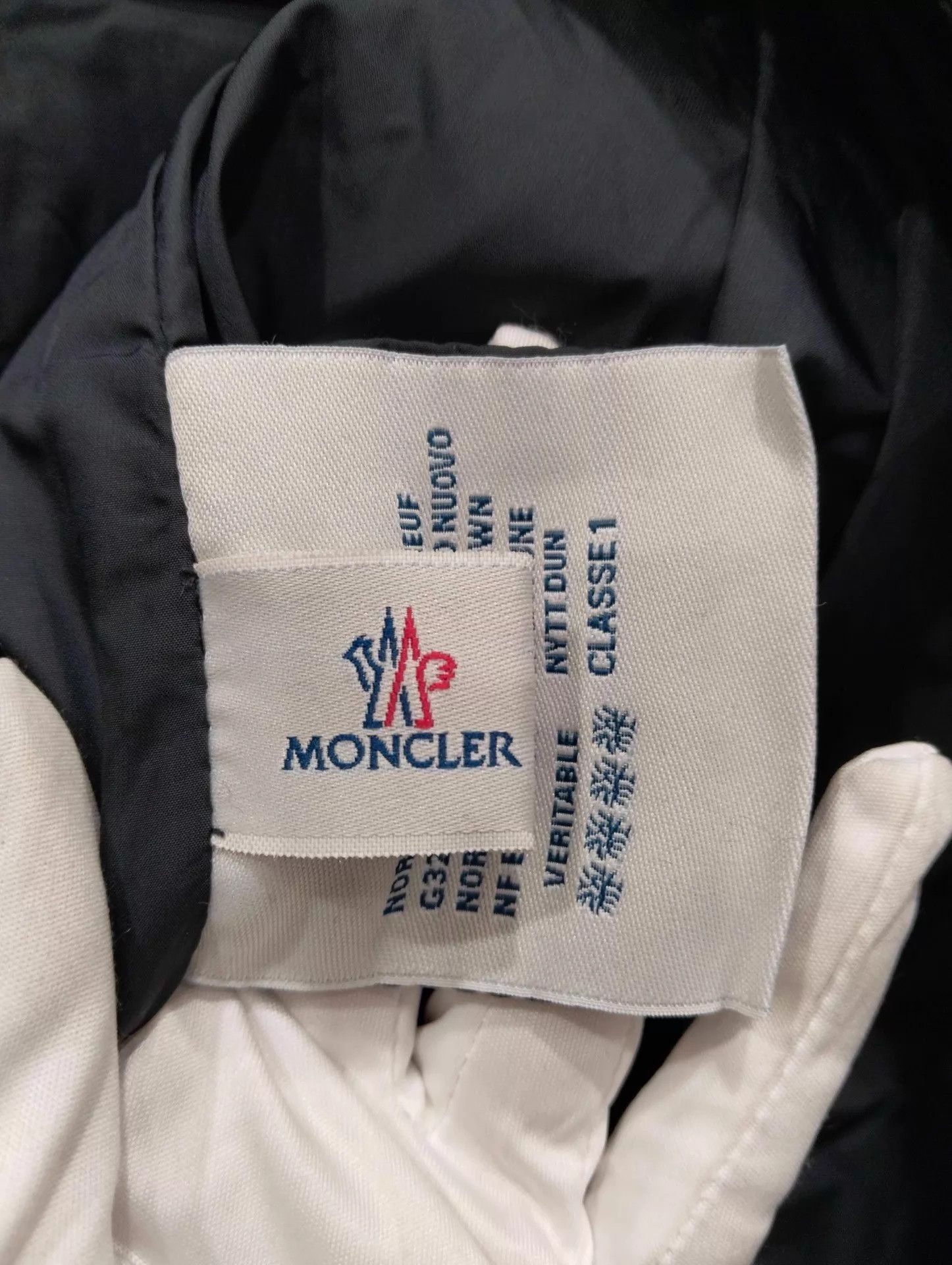 Moncler Moncler down vest no hood size 2 Size XS / US 0-2 / IT 36-38 - 5 Thumbnail