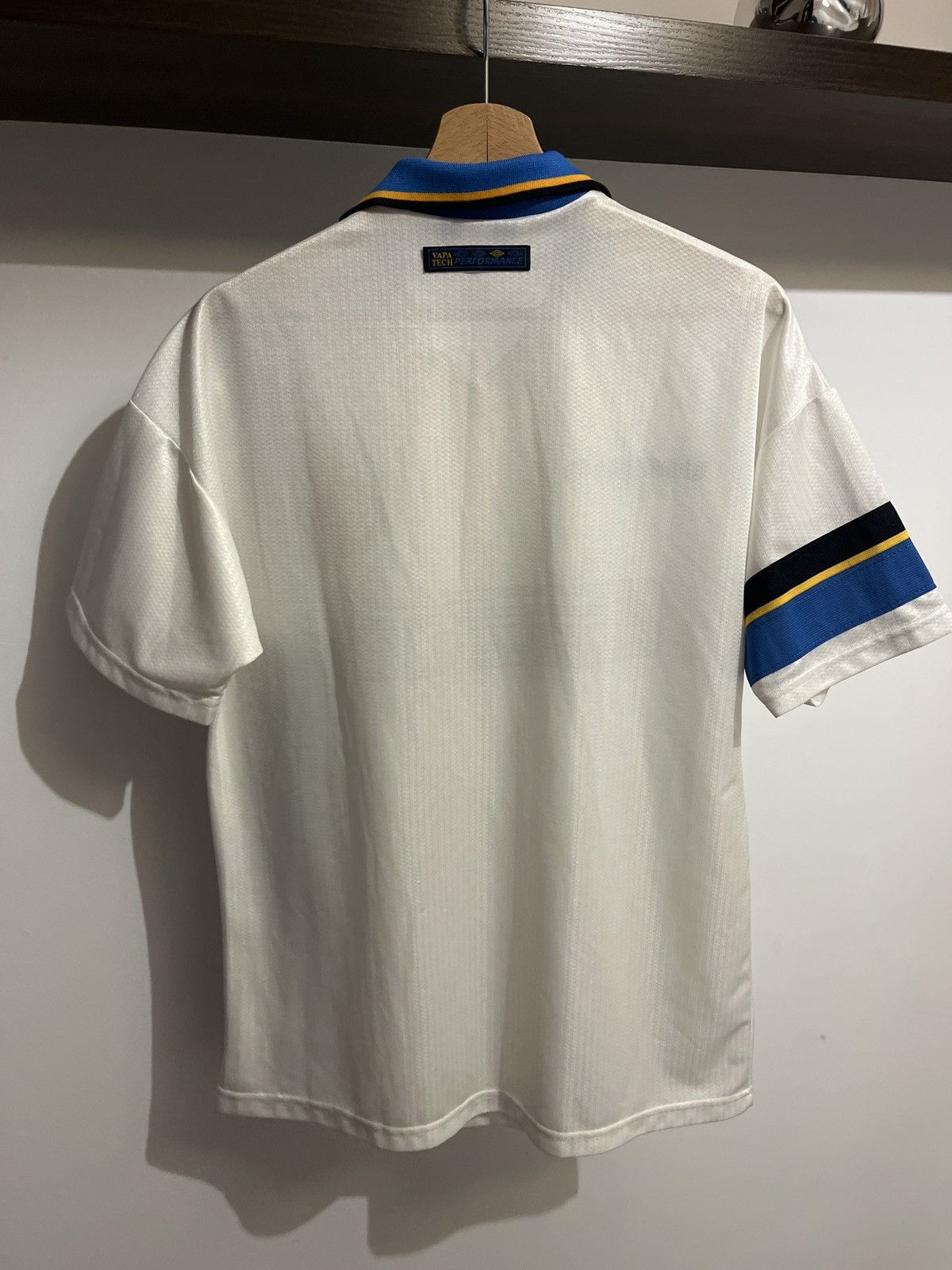 Umbro Inter Milan vintage umbro kit Size US M / EU 48-50 / 2 - 2 Thumbnail