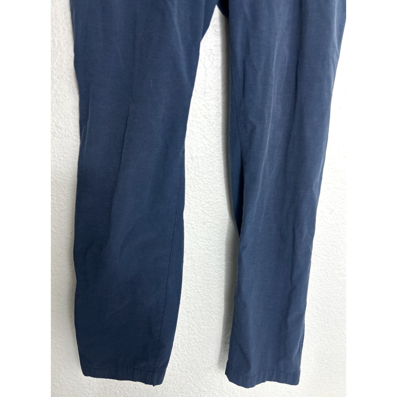 Gap GAP Hybrid Pant Indigo Slate Mens Size M 32x30 Pants Chino Blue Shirt, Men? Size US 31 - 2 Thumbnail