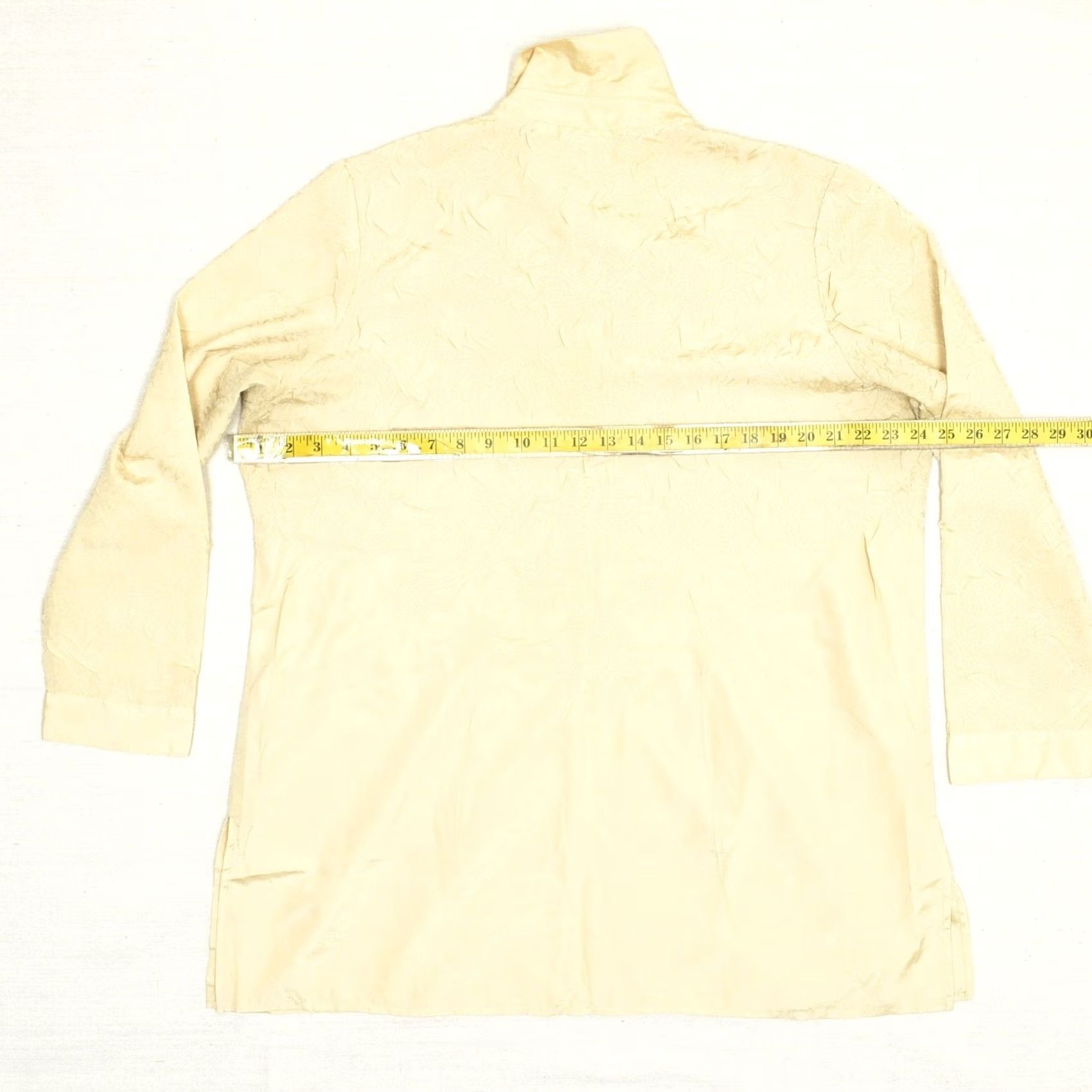 Vintage Chico's Gold Button-Up Long Sleeve Top Women 3 Regular Polyester Collared Blouse Shirt Size XS / US 0-2 / IT 36-38 - 4 Thumbnail