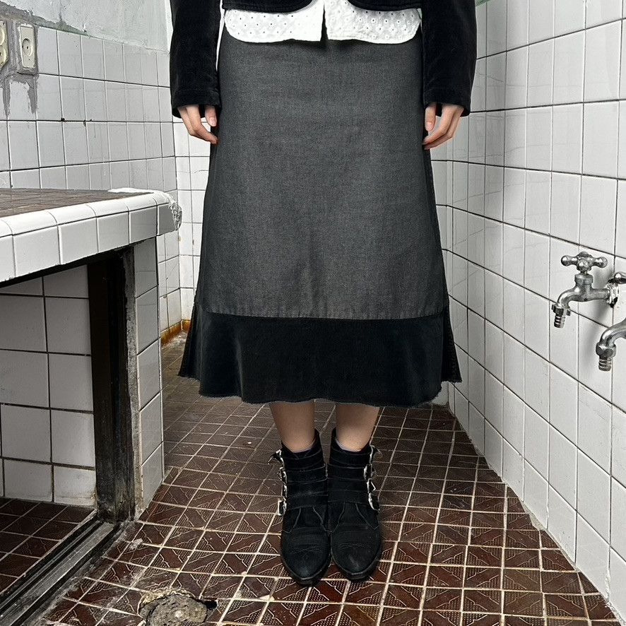image of Comme Des Garcons 2003 Denim Velvet Skirt in Grey, Women's (Size 28)