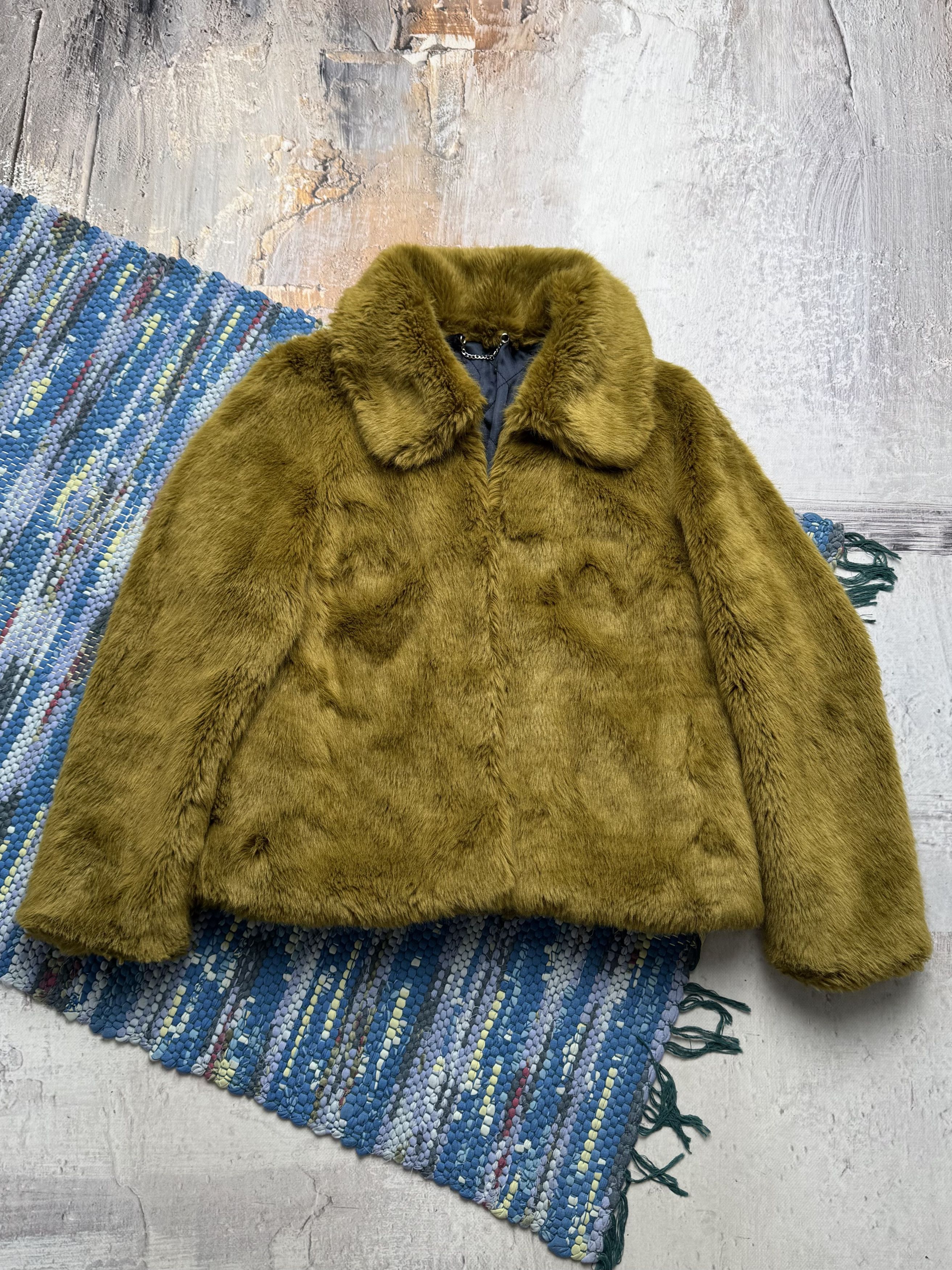 Vintage Vintage Cropped Faux Fur Jacket A8(V1)D15 Size L / US 10 / IT 46 - 1 Thumbnail