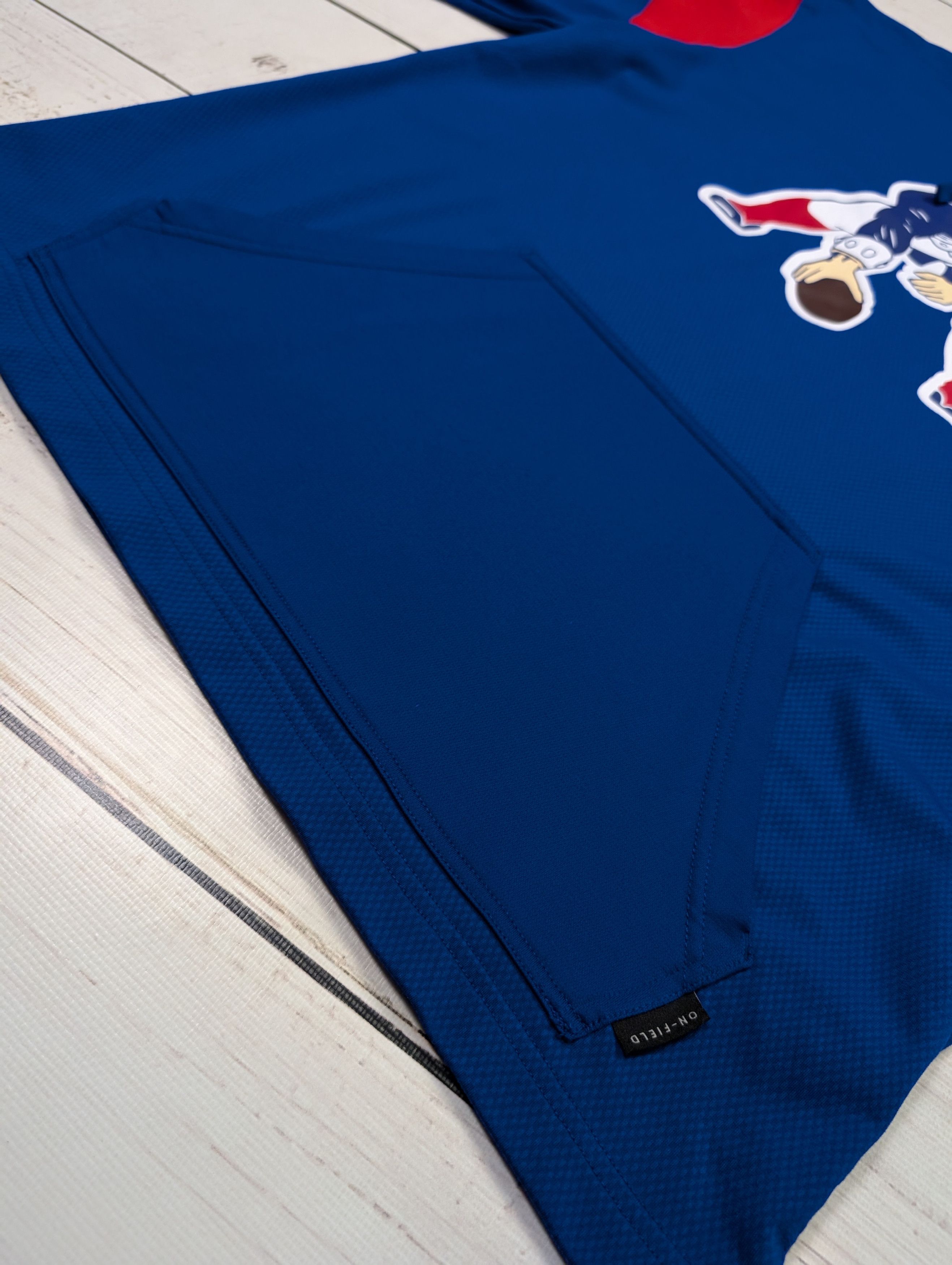 Nike New England Patriots Nike Rewind Logo Pullover Hoodie NFL Size US S / EU 44-46 / 1 - 2 Thumbnail