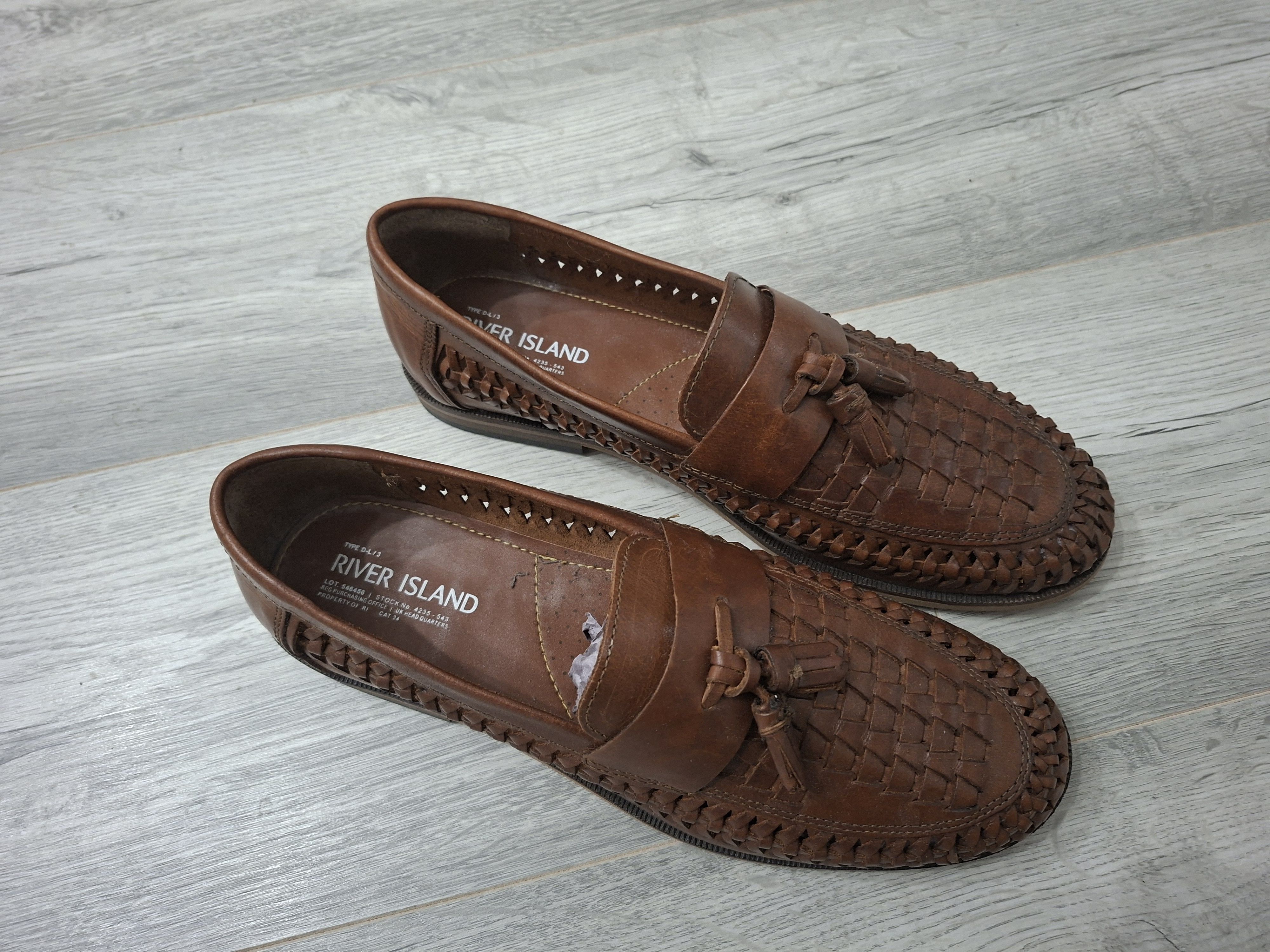 River Island River Island leather woven tassel loafers in tan EU 42 Size US 9 / EU 42 - 5 Thumbnail