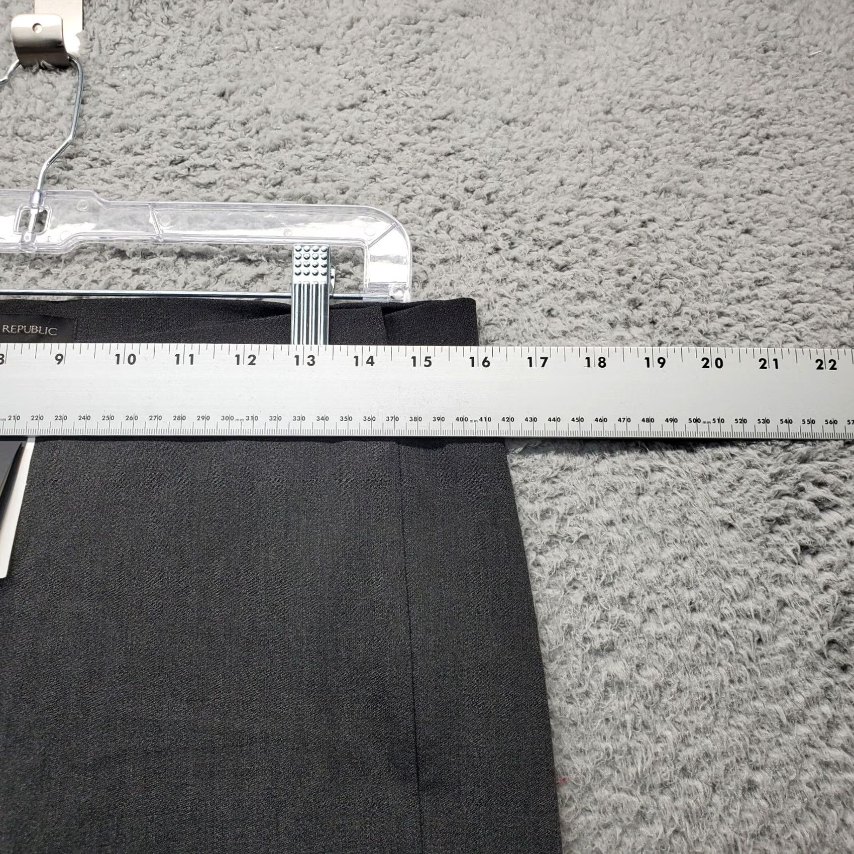 Banana Republic Banana Republic Womens Pants 10 Gray Stretch Devon Ankle Side Zip Slimming Pockets Regular 26 Inseam Straight 3-4? Size 32" / US 10 / IT 46 - 6 Thumbnail