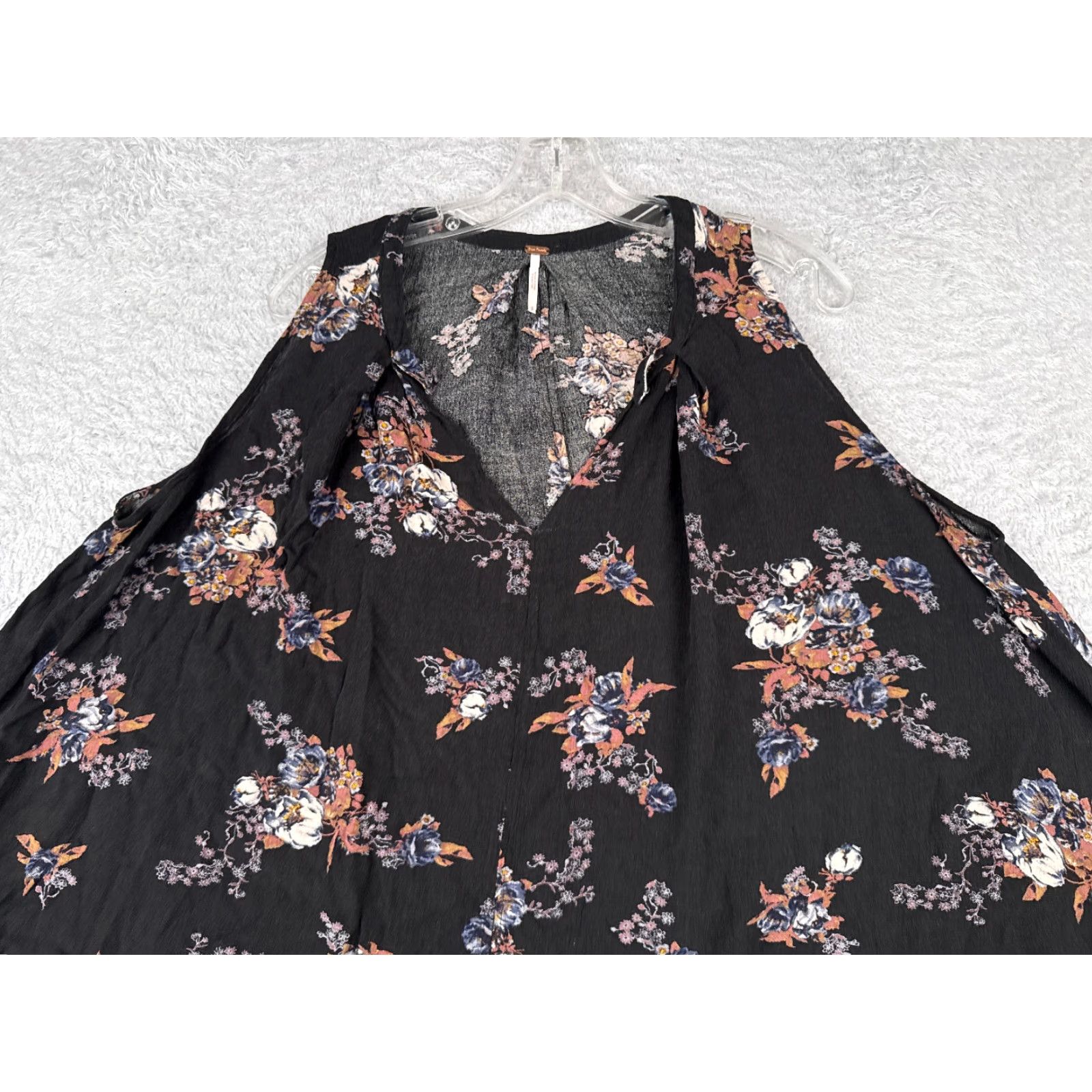 Free People Free People Tunic Top Black Floral Rayon V-Neck Sleeveless Pocket S Bohemian Womens Size S / US 4 / IT 40 - 4 Thumbnail