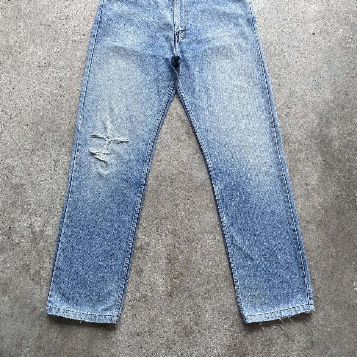 Levi's Vintage Clothing Vintage Levi’s Distressed Faded Jeans Orange Tag Pants Denim Size US 32 / EU 48 - 4 Thumbnail