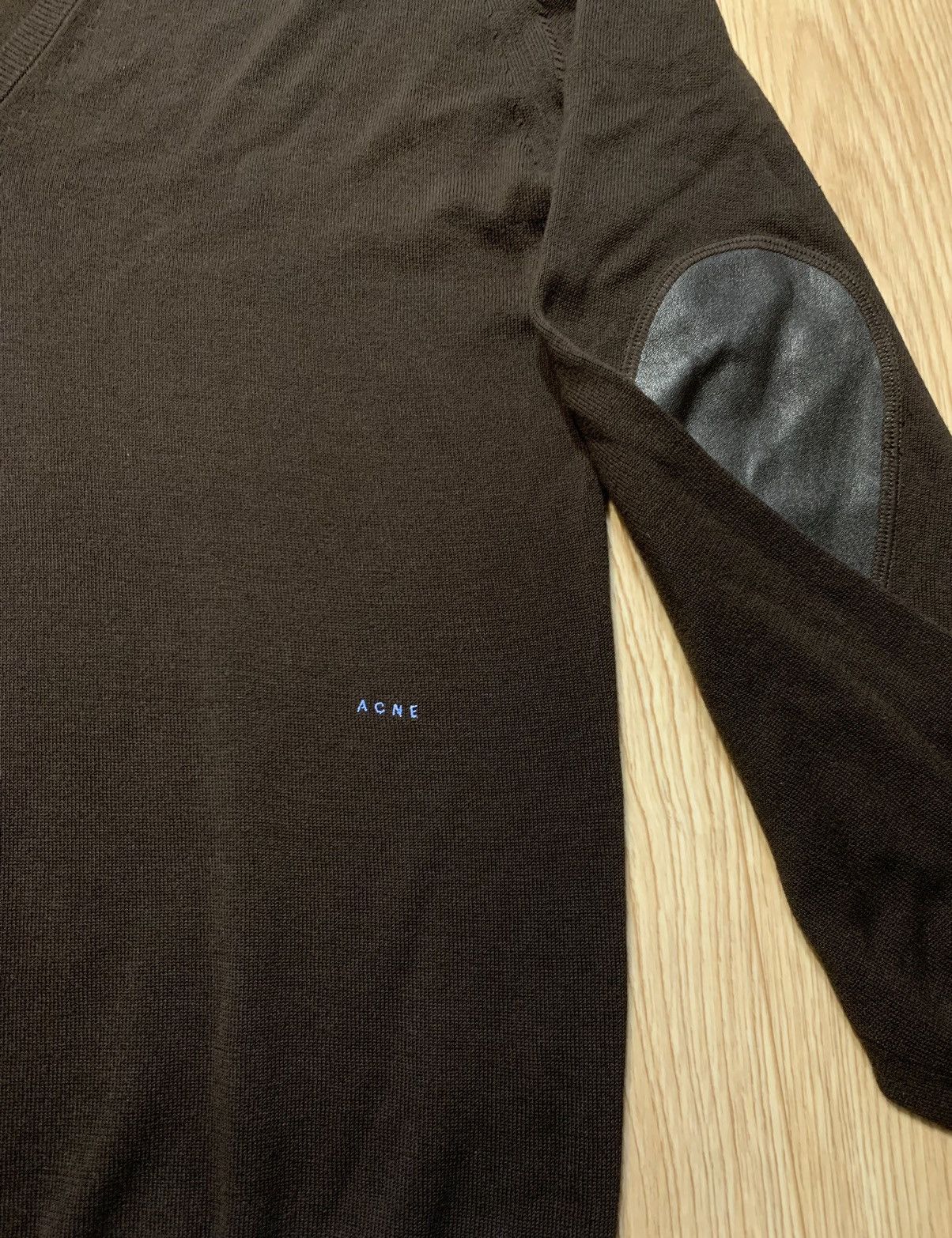 Acne Studios Acne Jeans Tommy V Neck Light Jumper 52 Size Size US L / EU 52-54 / 3 - 3 Thumbnail