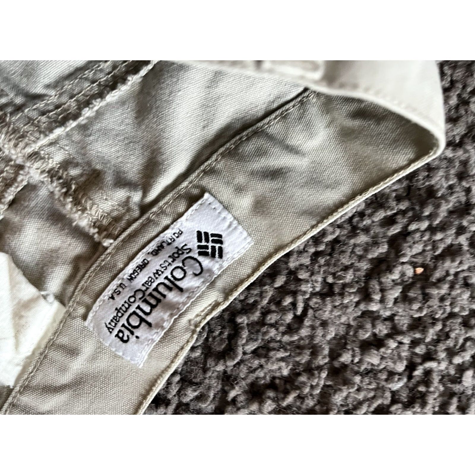Vintage Columbia Shorts Women’s Size 6 Beige Cotton Hiking Multi Pocket Cargo Chino Casual Size 28" / US 6 / IT 42 - 5 Thumbnail