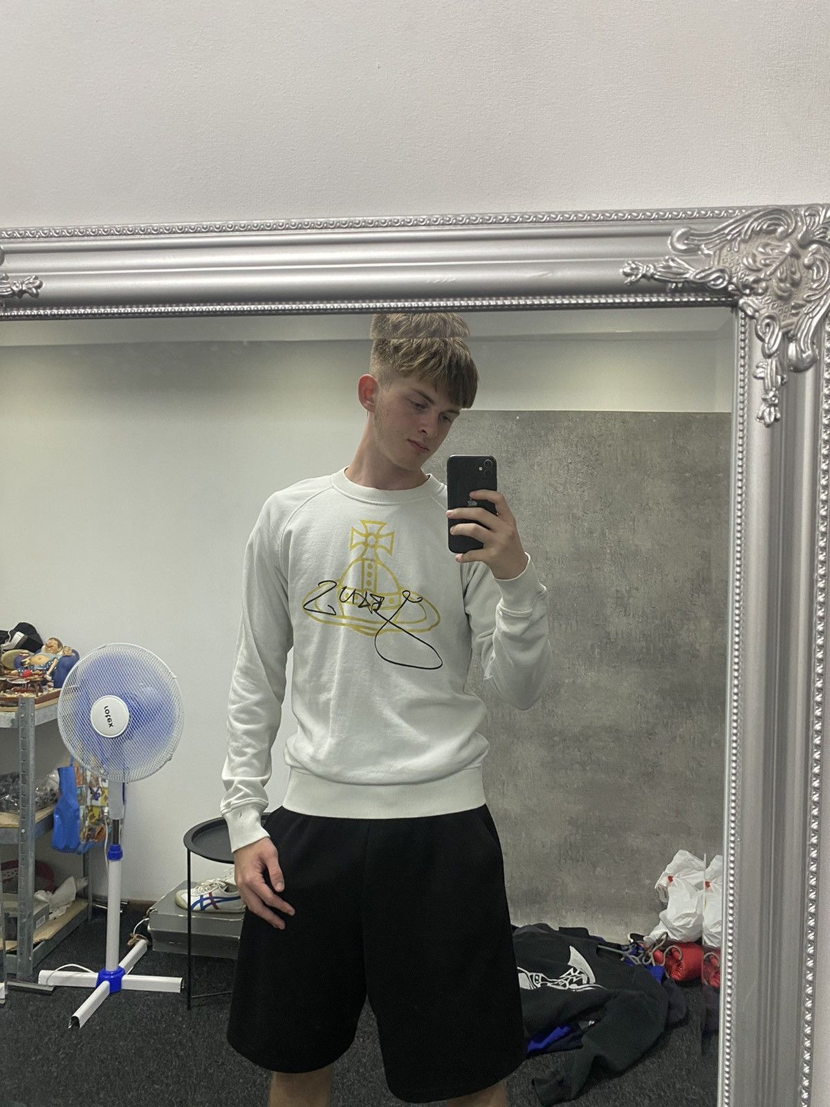 Vivienne Westwood Vintage Vivienne Westwood Sweatshirt big Logo Basic Pullover Size US S / EU 44-46 / 1 - 8 Thumbnail