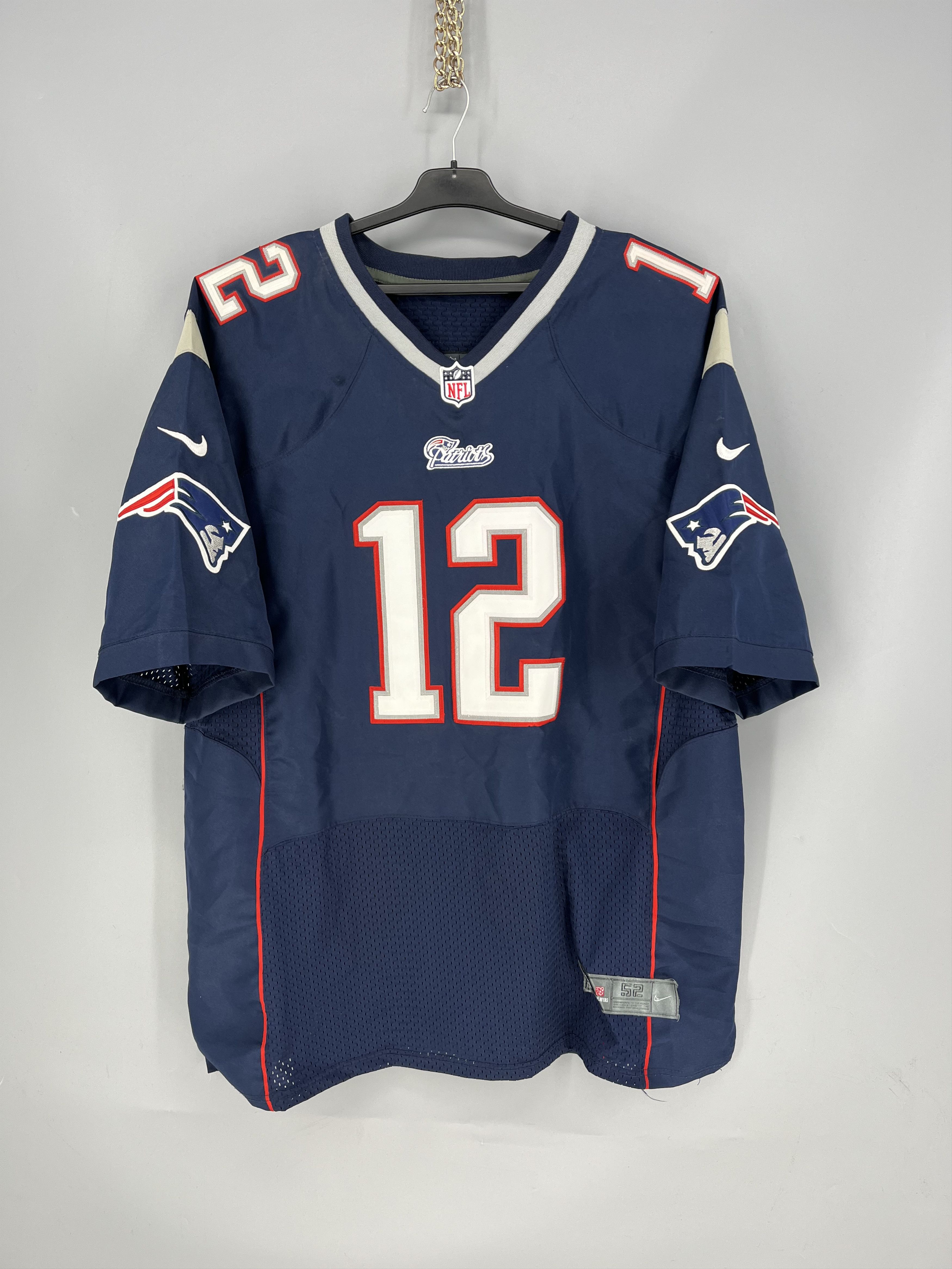 Nike #12 TOM BRADY NIKE NEW ENGLAND PATRIOTS JERSEY Size L Size US L / EU 52-54 / 3 - 1 Thumbnail
