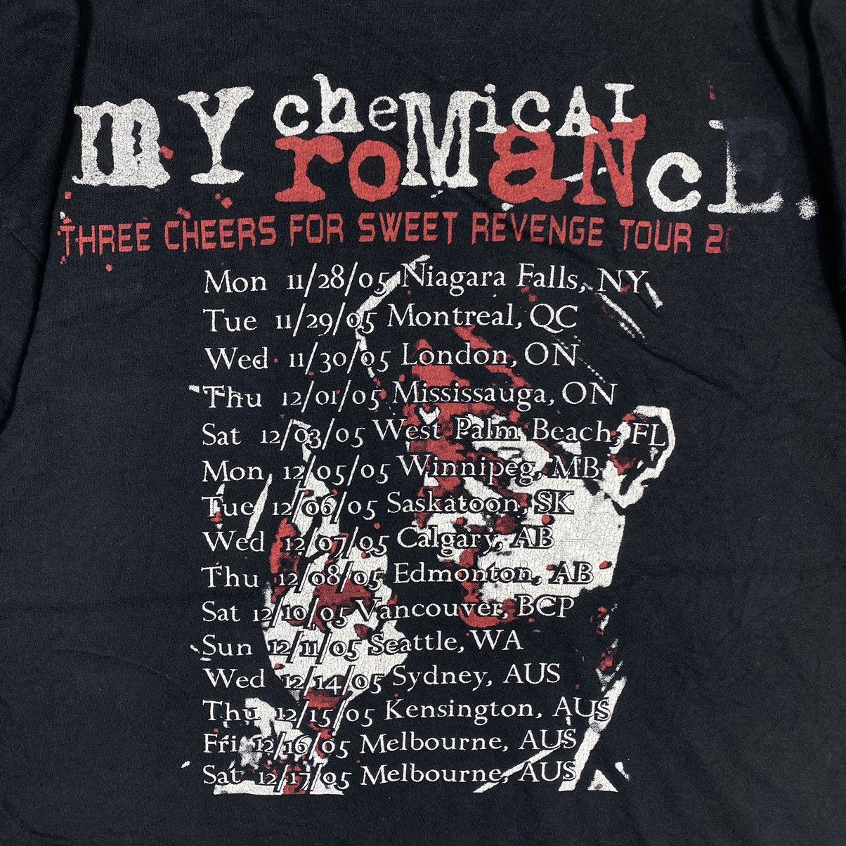 My Chemical Romance × Vintage MCR THREE CHEERS FOR SWEET REVENGE 2005 WORLD TOUR TEE Size US L / EU 52-54 / 3 - 7 Thumbnail