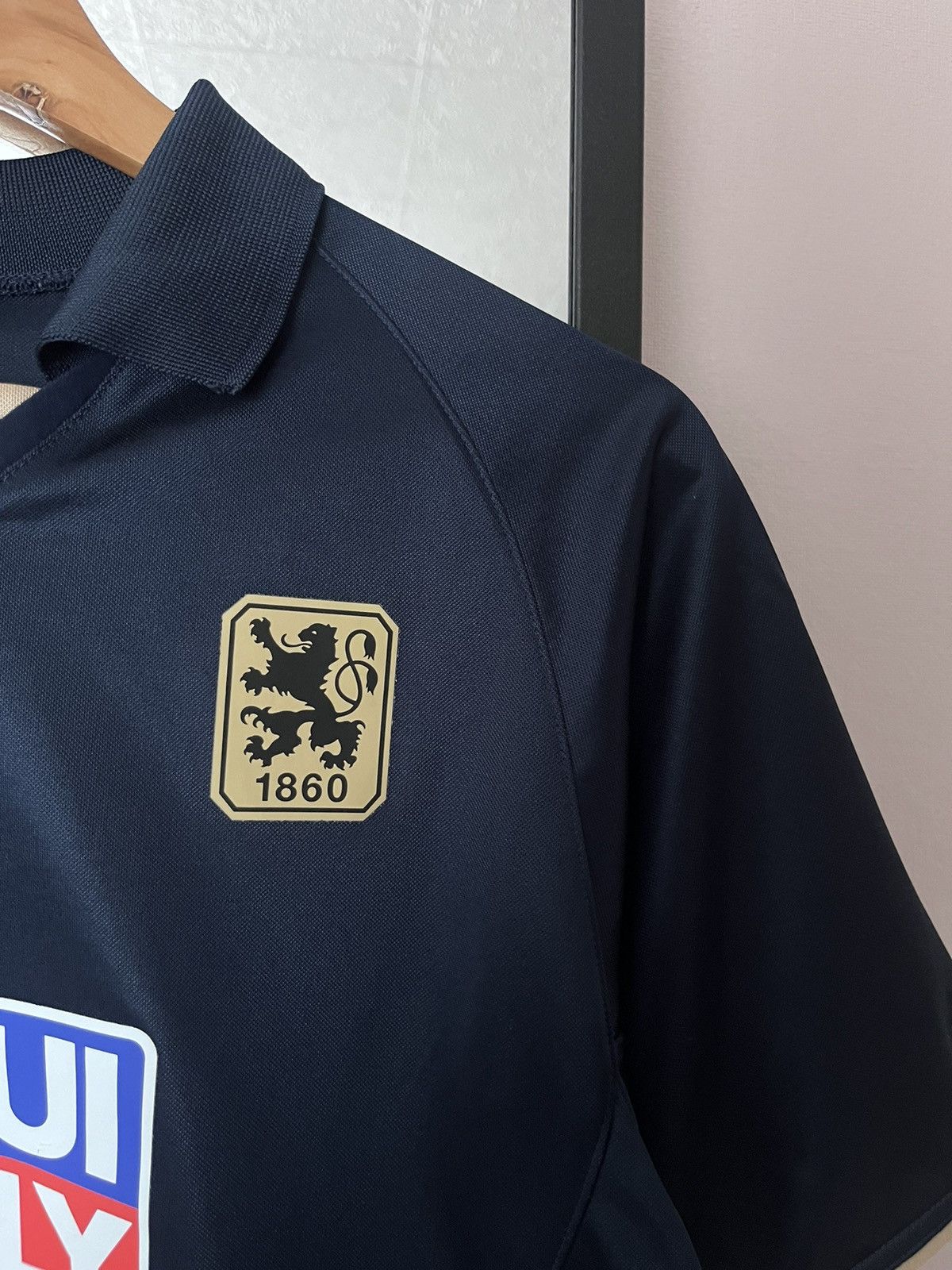 Nike Nike 1860 Munich Munchen 90s home jersey Size US S / EU 44-46 / 1 - 6 Thumbnail