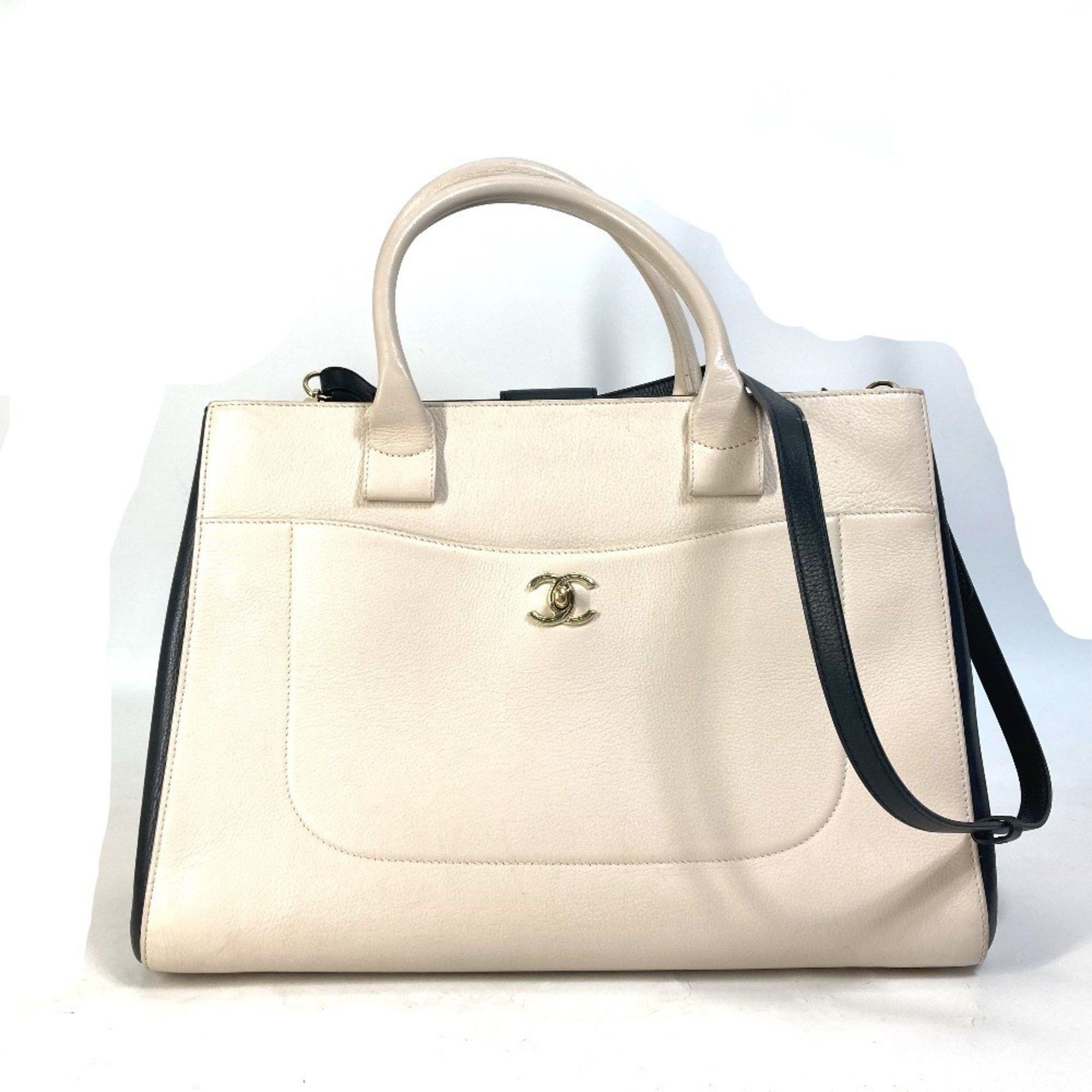 Chanel Chanel CC Mark Bicolor 2WAY Shoulder Bag Crossbody Hand Bag Beige Size ONE SIZE - 1 Thumbnail